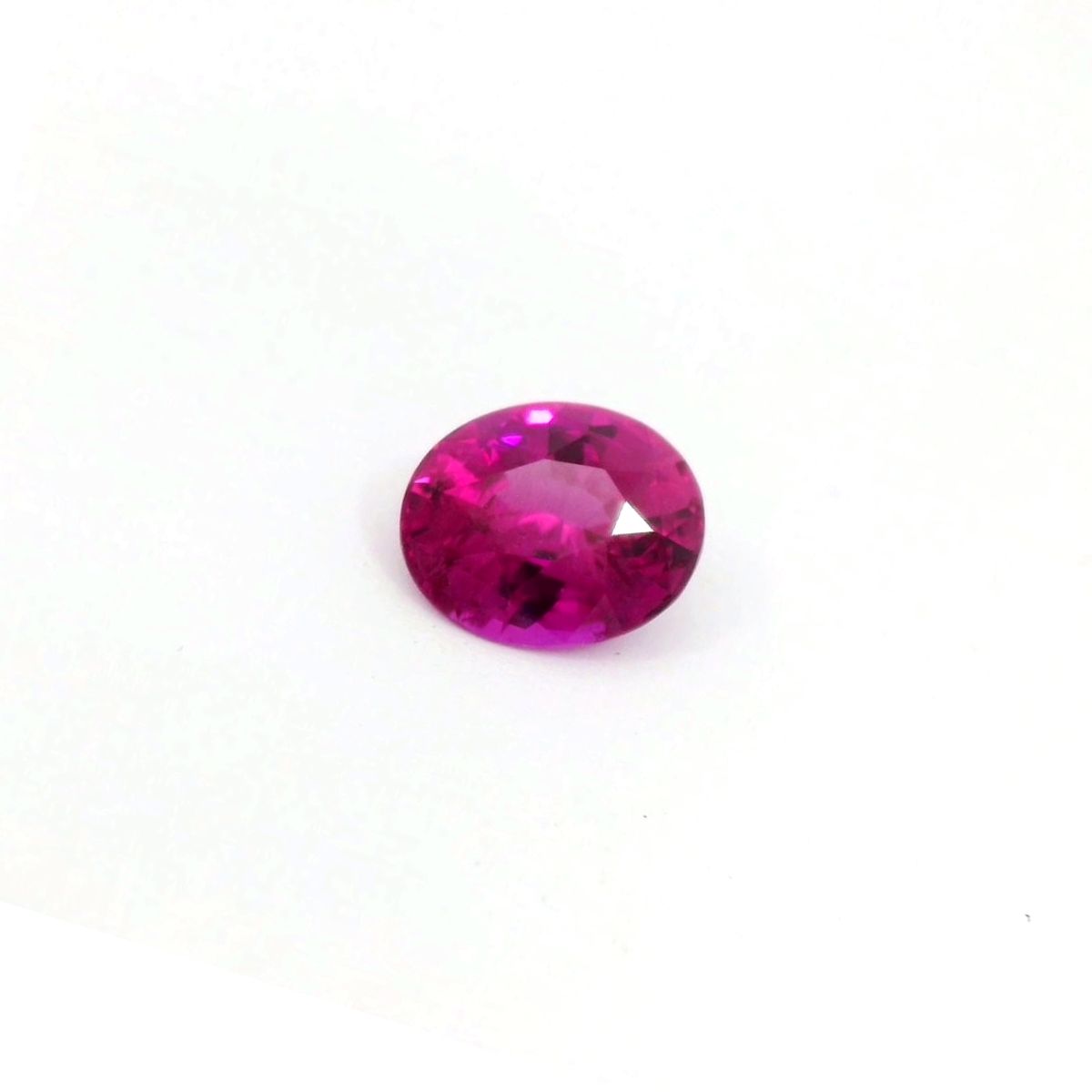 1.63 ct Oval Pink Natural Sapphire