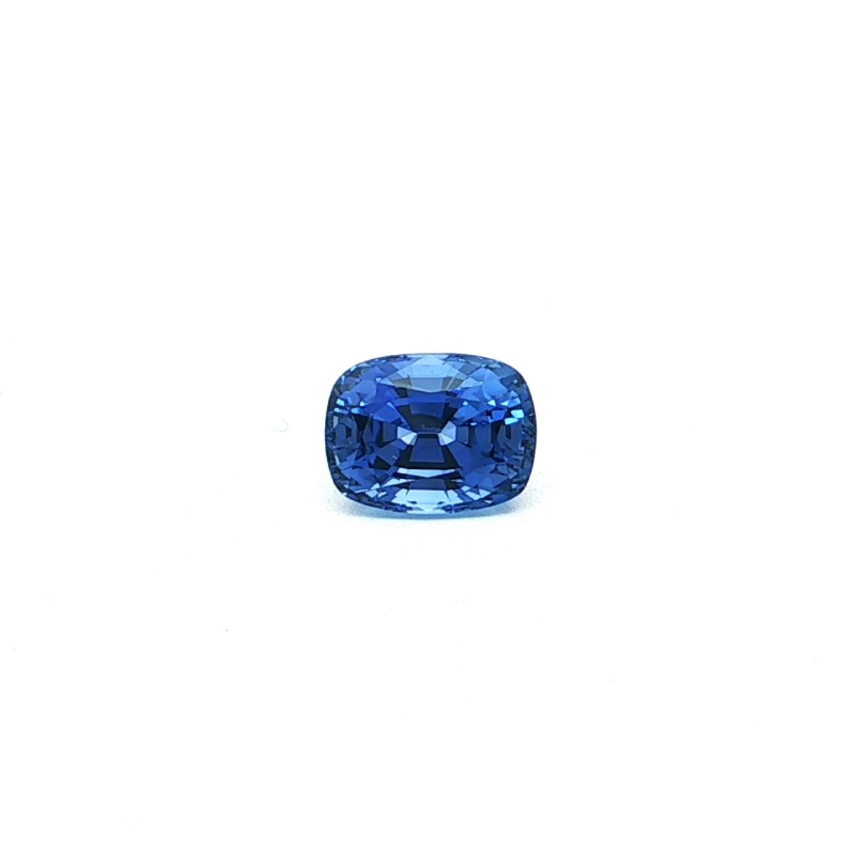4.82 ct Cushion Blue Natural Sapphire