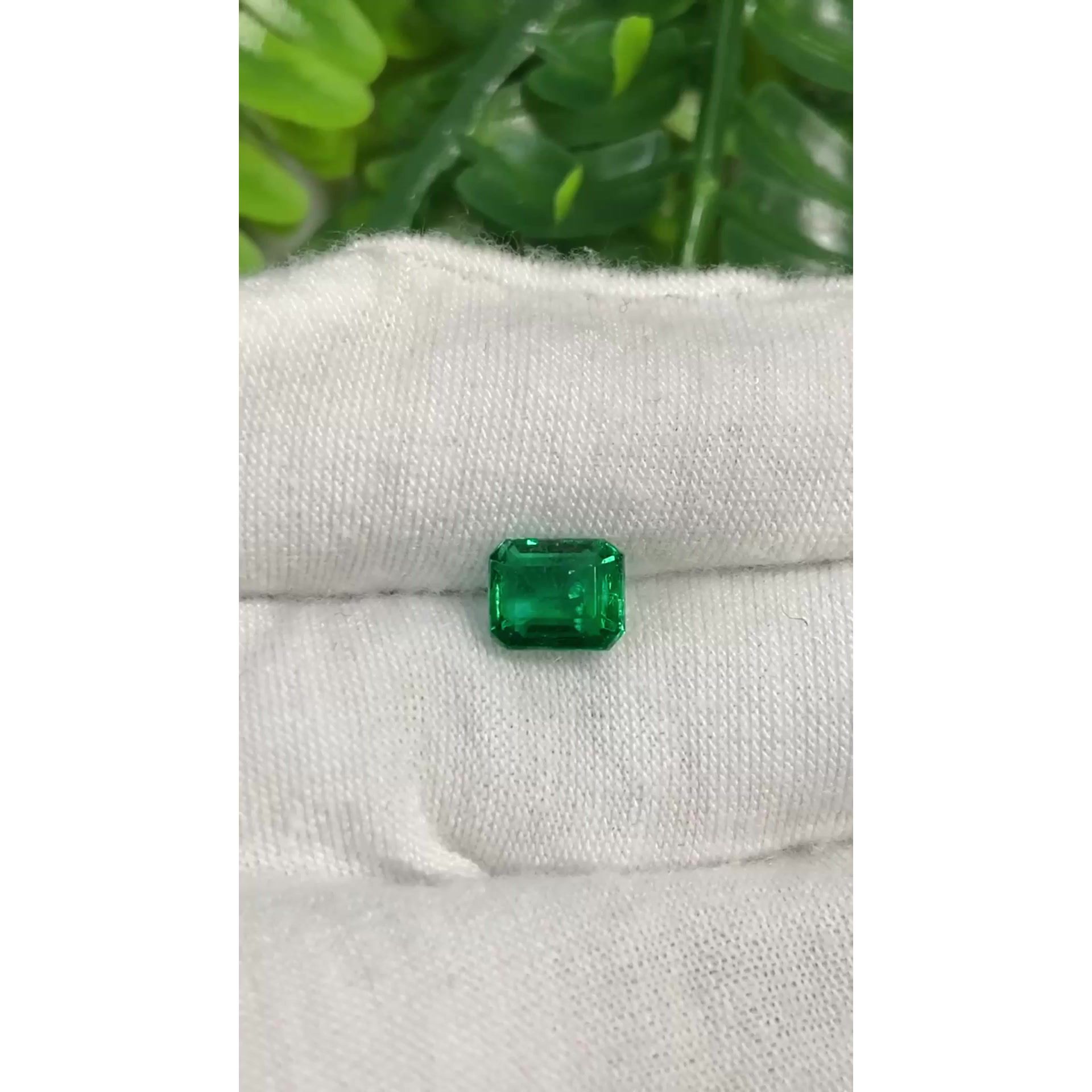 1.41 ct Emerald Green Natural Emerald