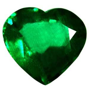 4.85 ct Heart Green Natural Emerald