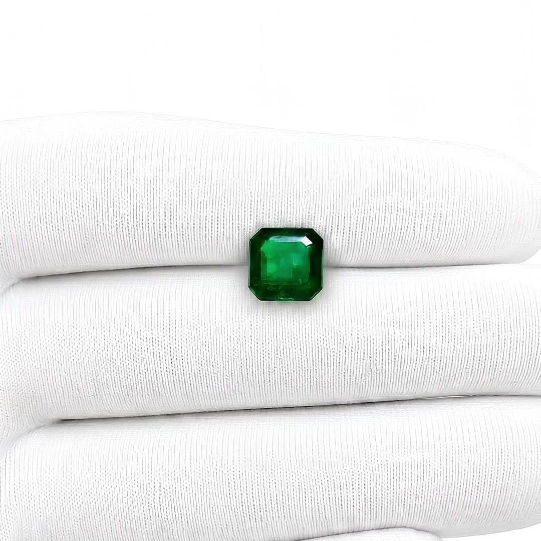 2.96 ct Emerald Green Natural Emerald
