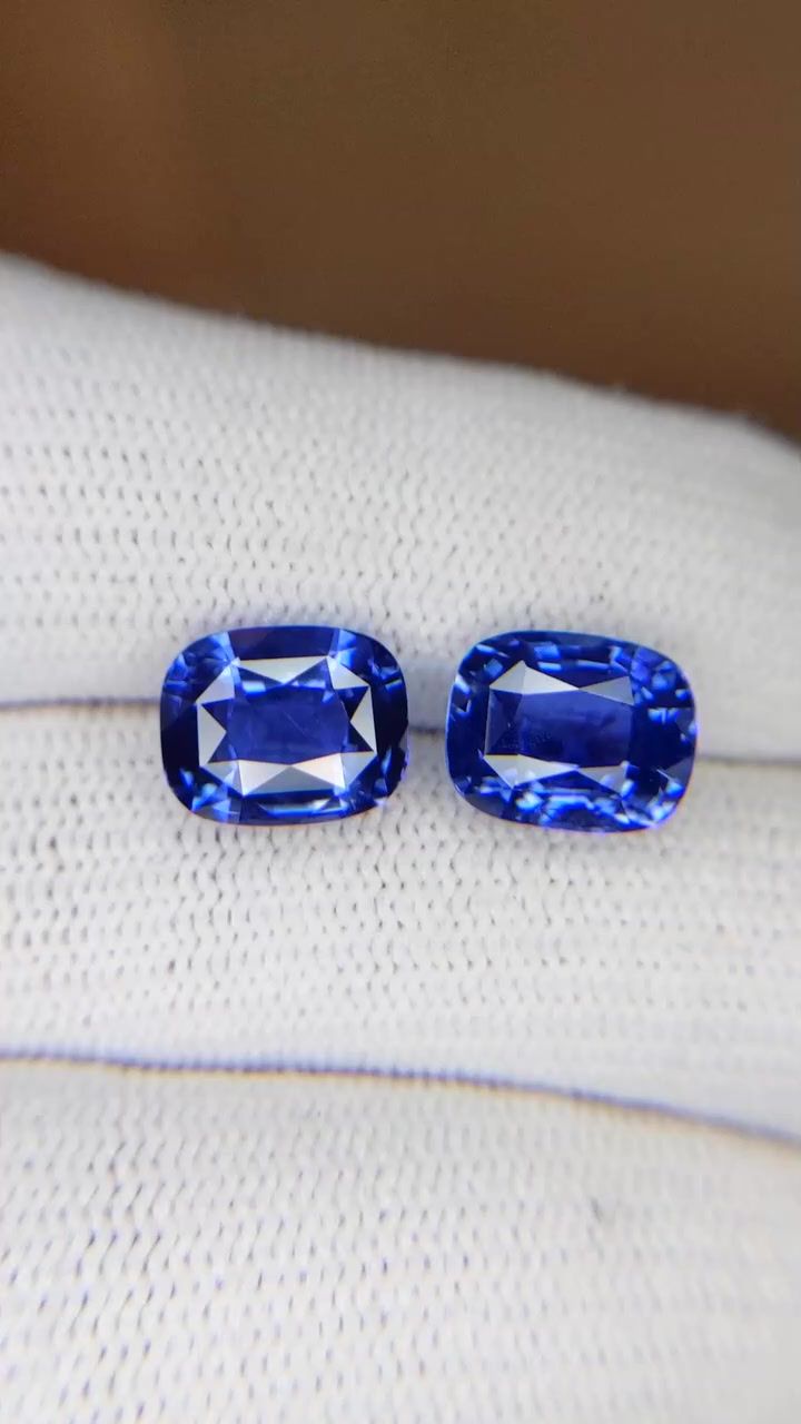 7.13 ct Cushion Blue Natural Sapphire