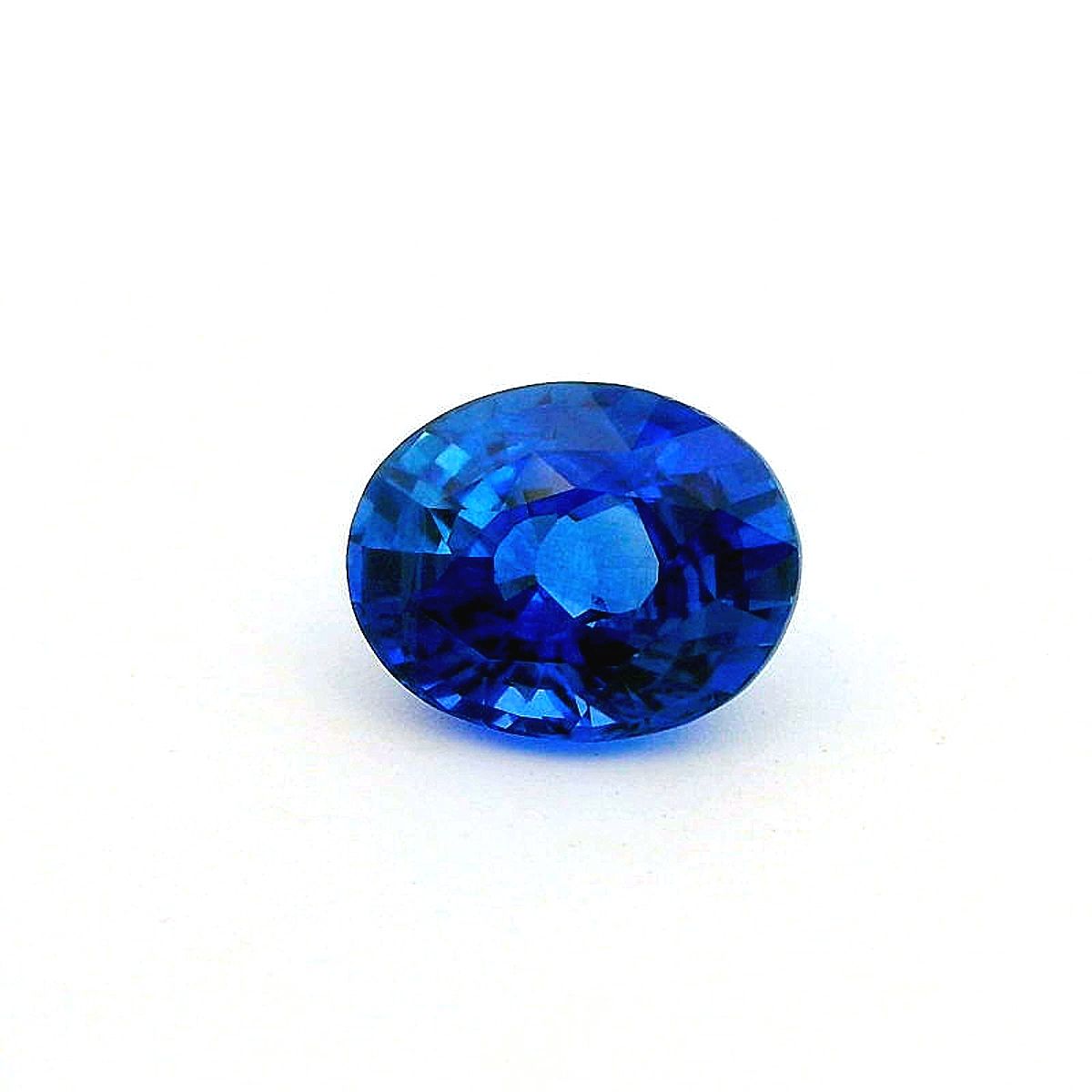 3.58 ct Oval Blue Natural Sapphire