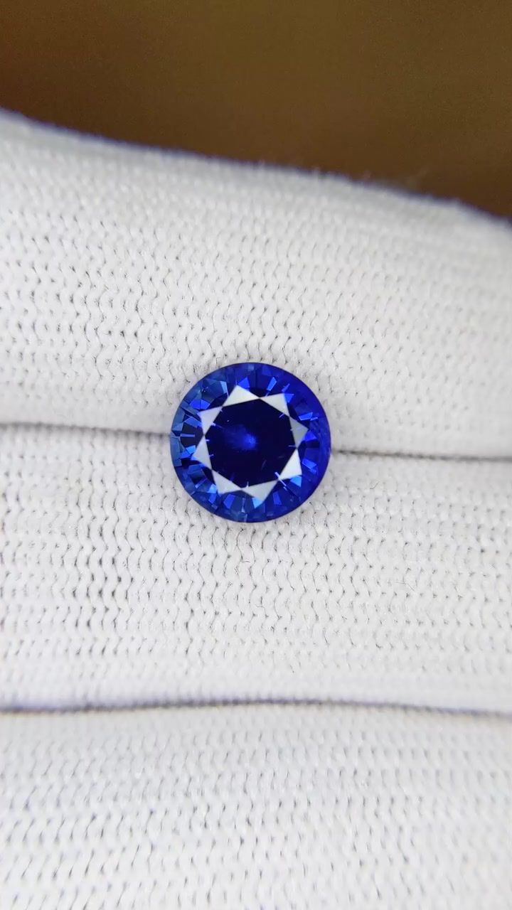 3.10 ct Round Blue Natural Sapphire