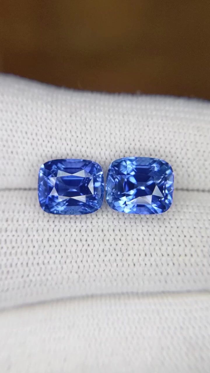 9.95 ct Cushion Blue Natural Sapphire