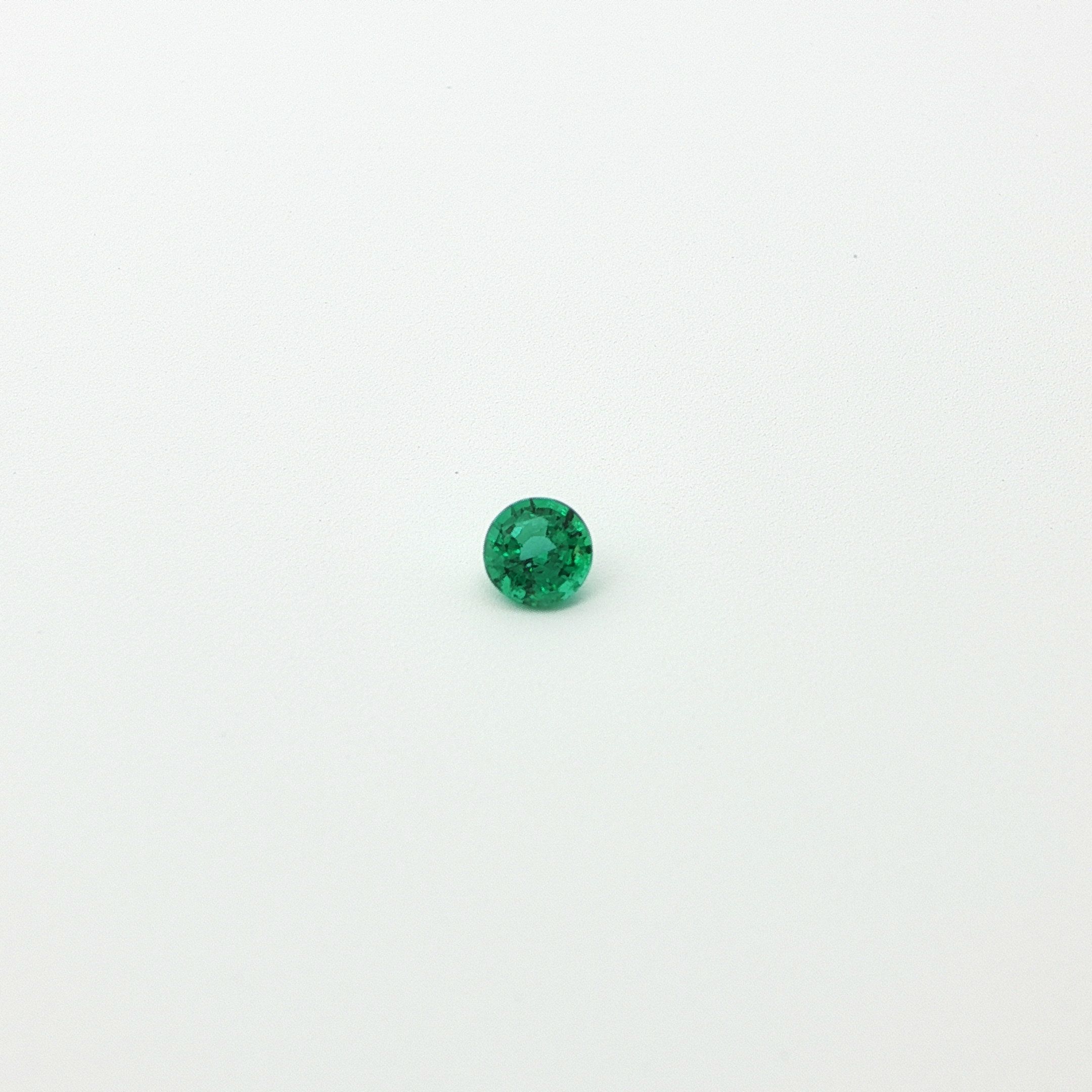 0.22 ct Round Green Natural Emerald