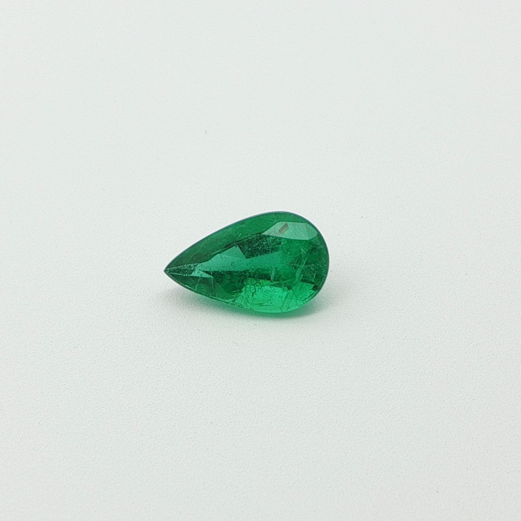 1.48 ct Pear Green Natural Emerald