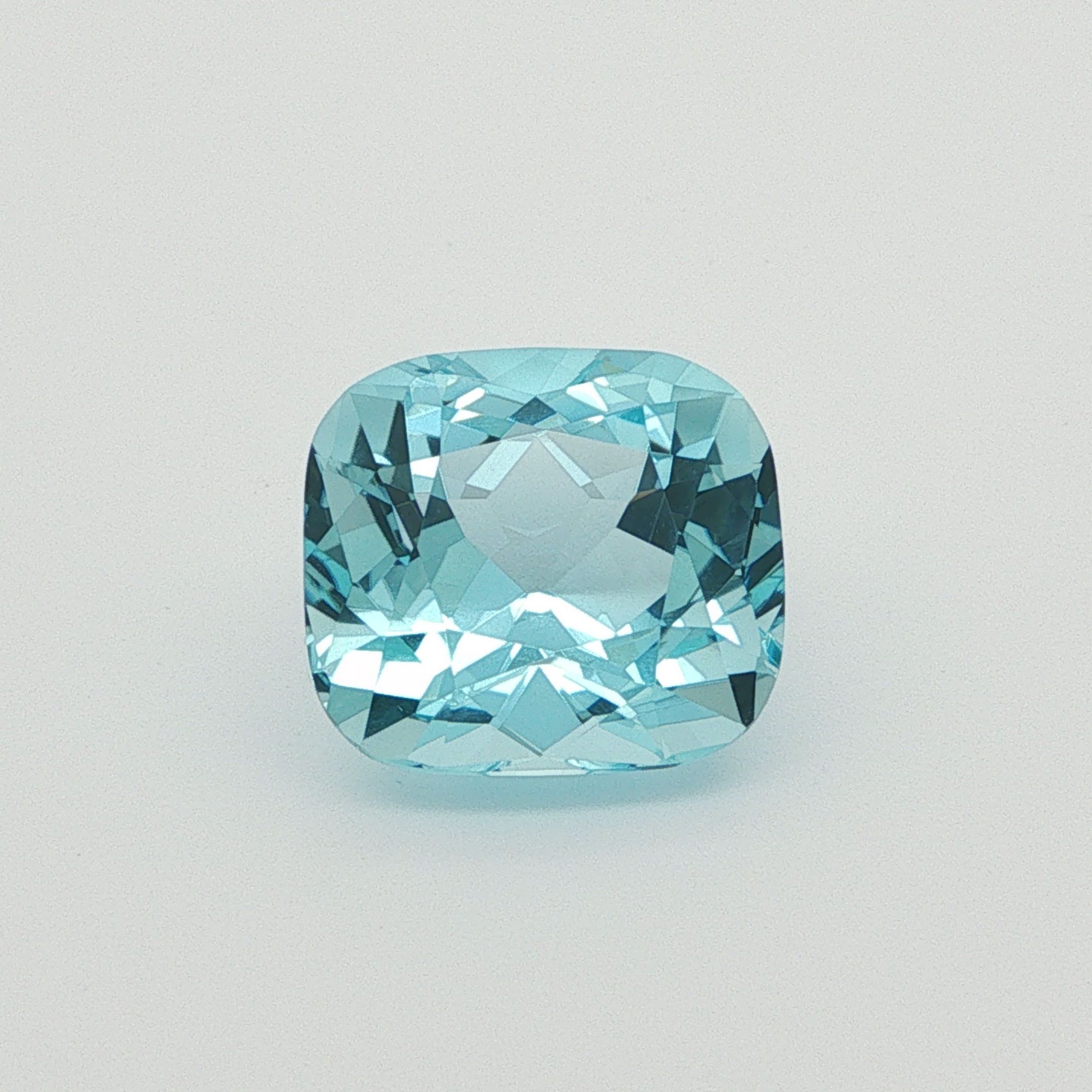 14.61 ct Cushion Blue Natural Aquamarine