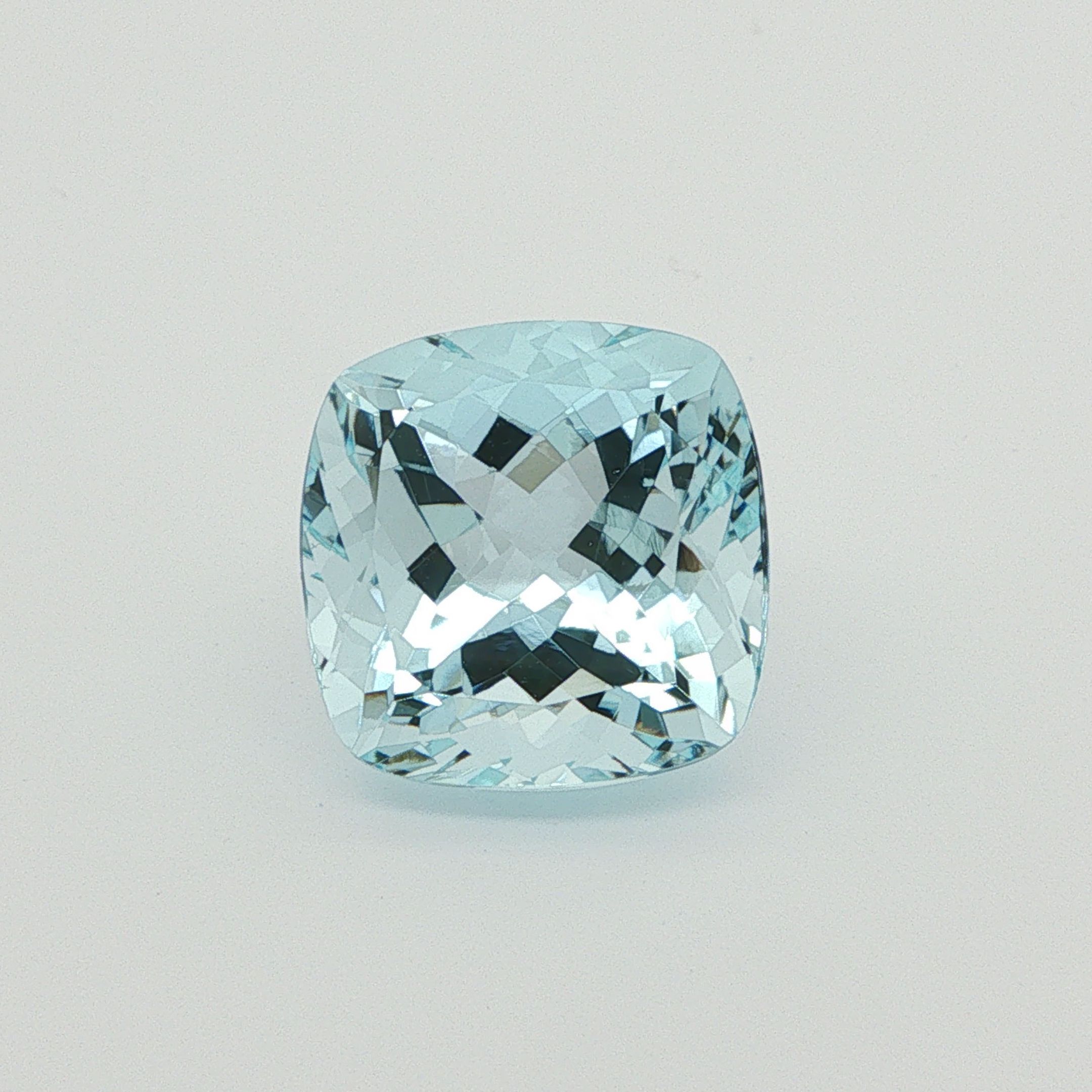 20.92 ct Cushion Blue Natural Aquamarine