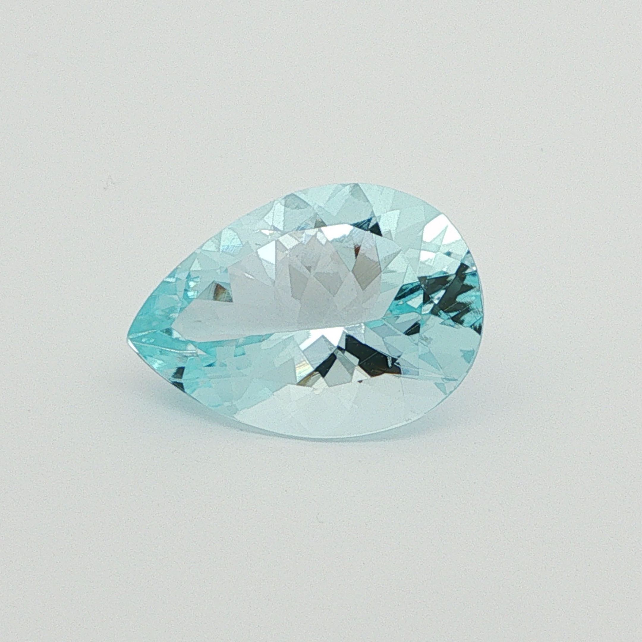 9.13 ct Pear Blue Natural Aquamarine