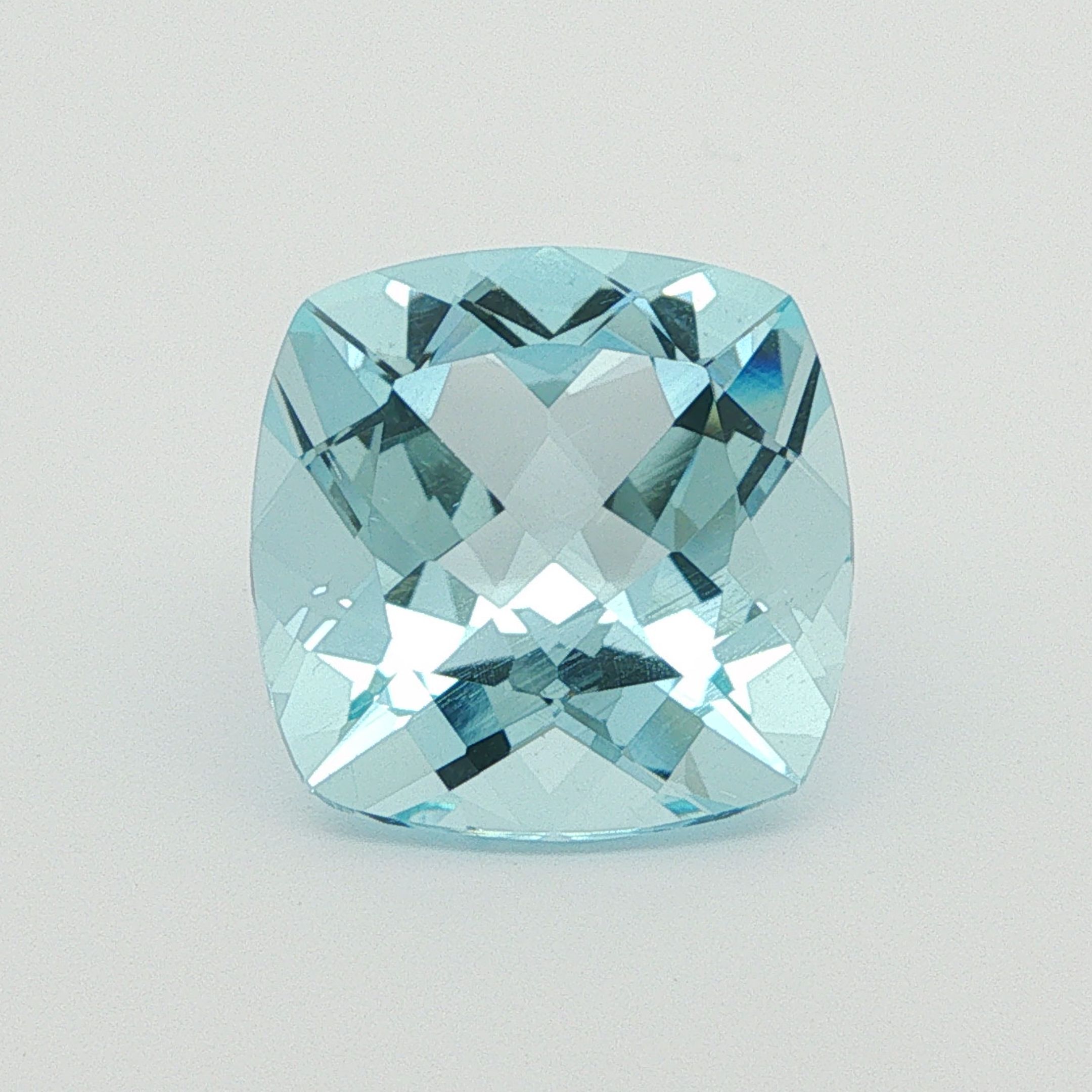 17.92 ct Cushion Blue Natural Aquamarine