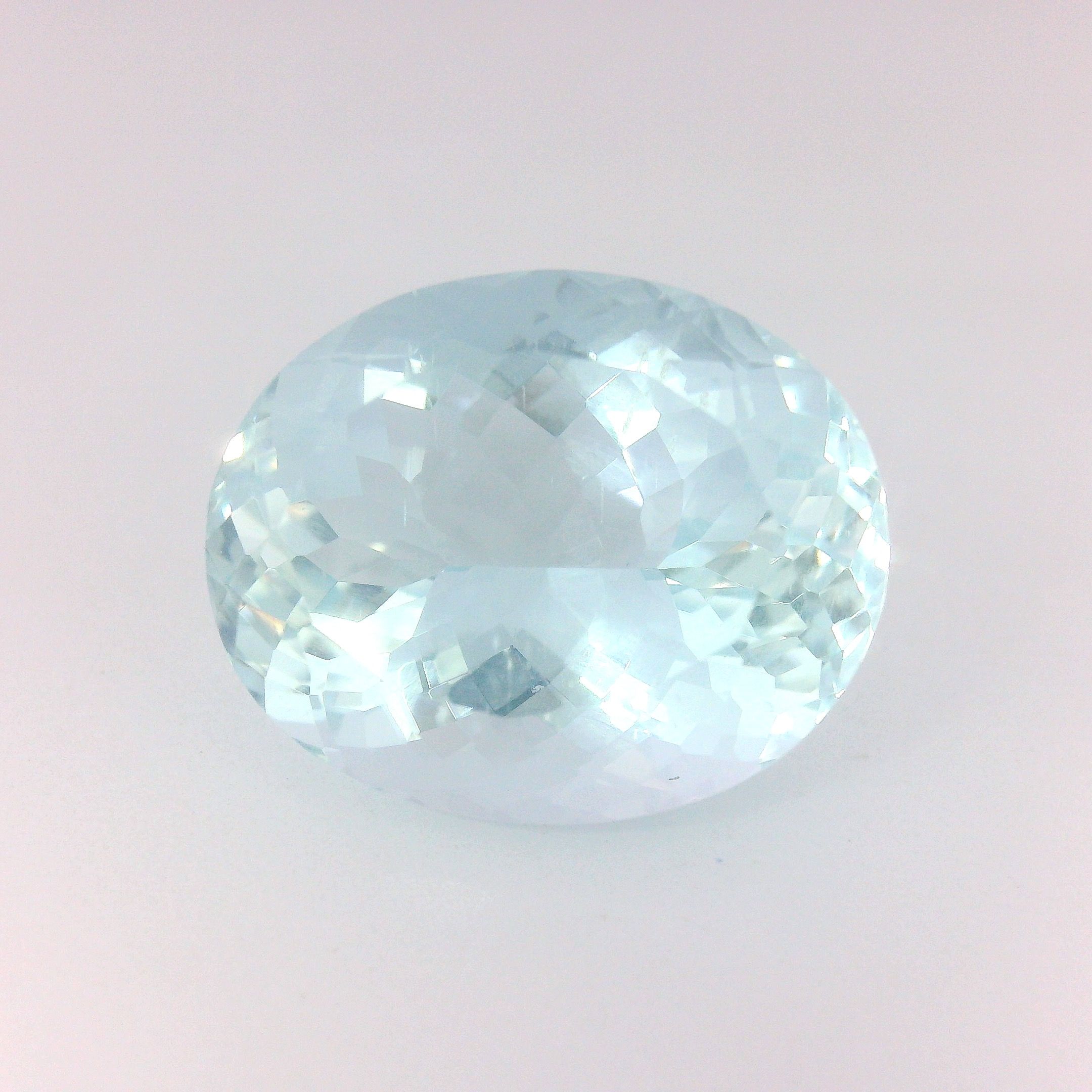 9.63 ct Oval Blue Natural Aquamarine