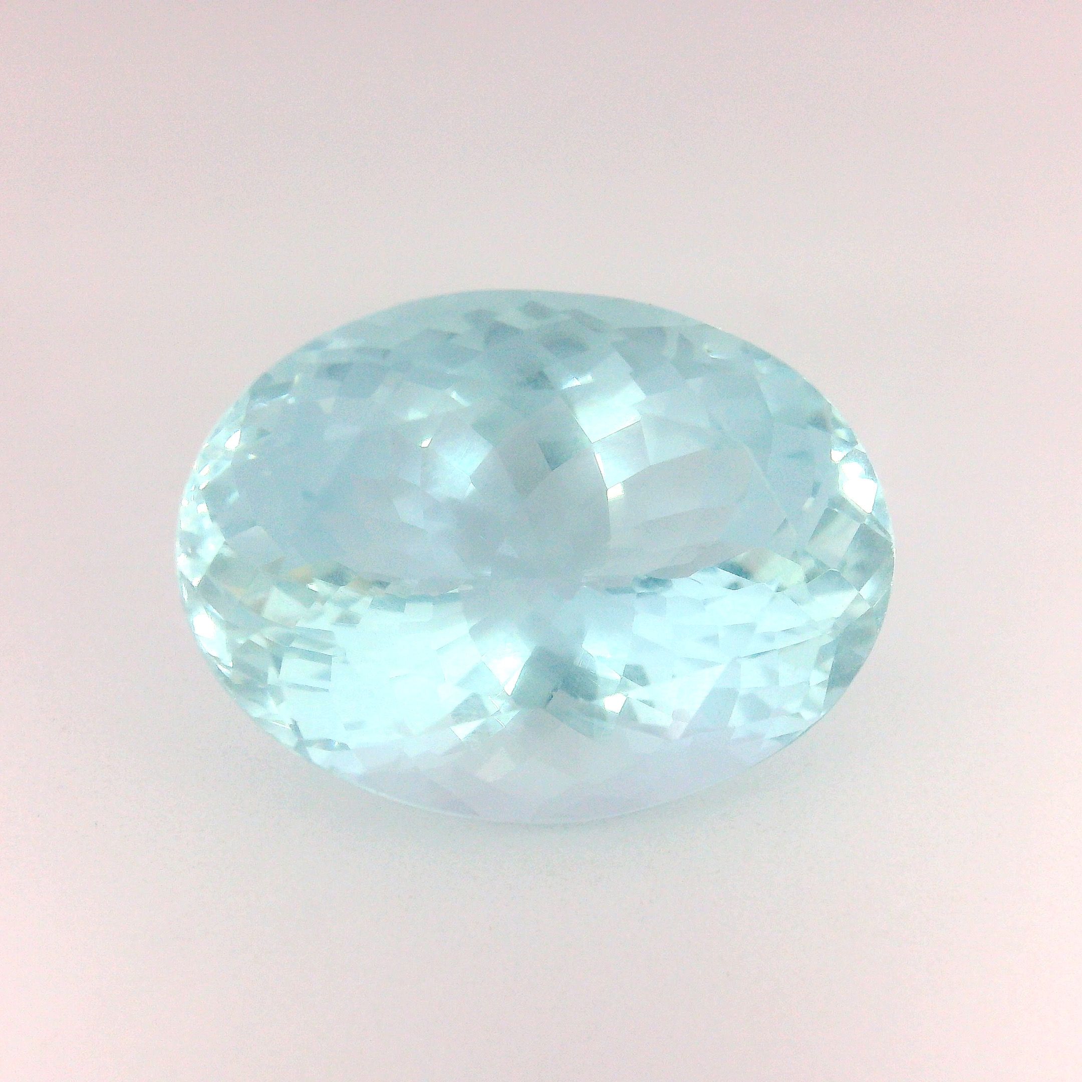 10.81 ct Oval Blue Natural Aquamarine