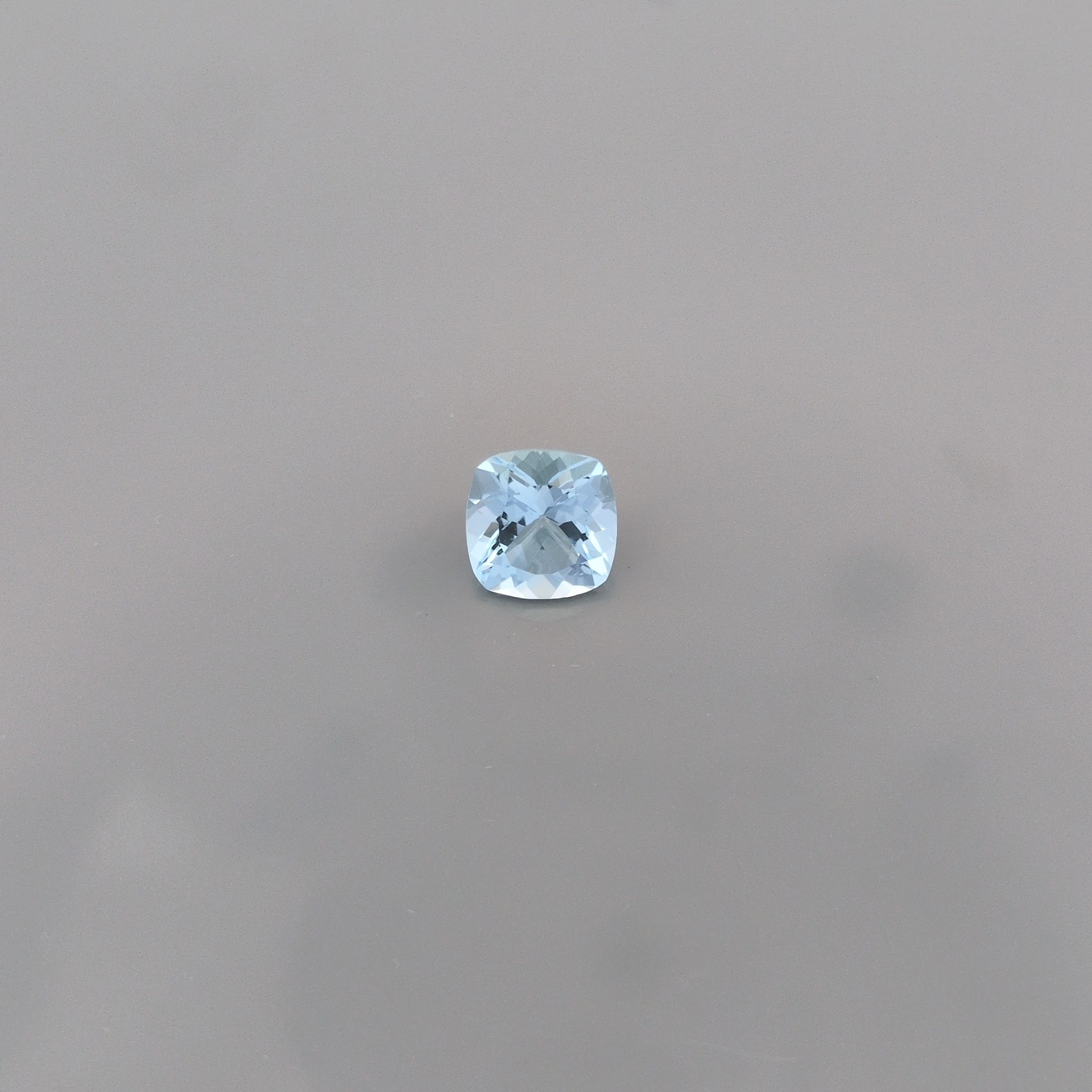 1.56 ct Cushion Blue Natural Aquamarine
