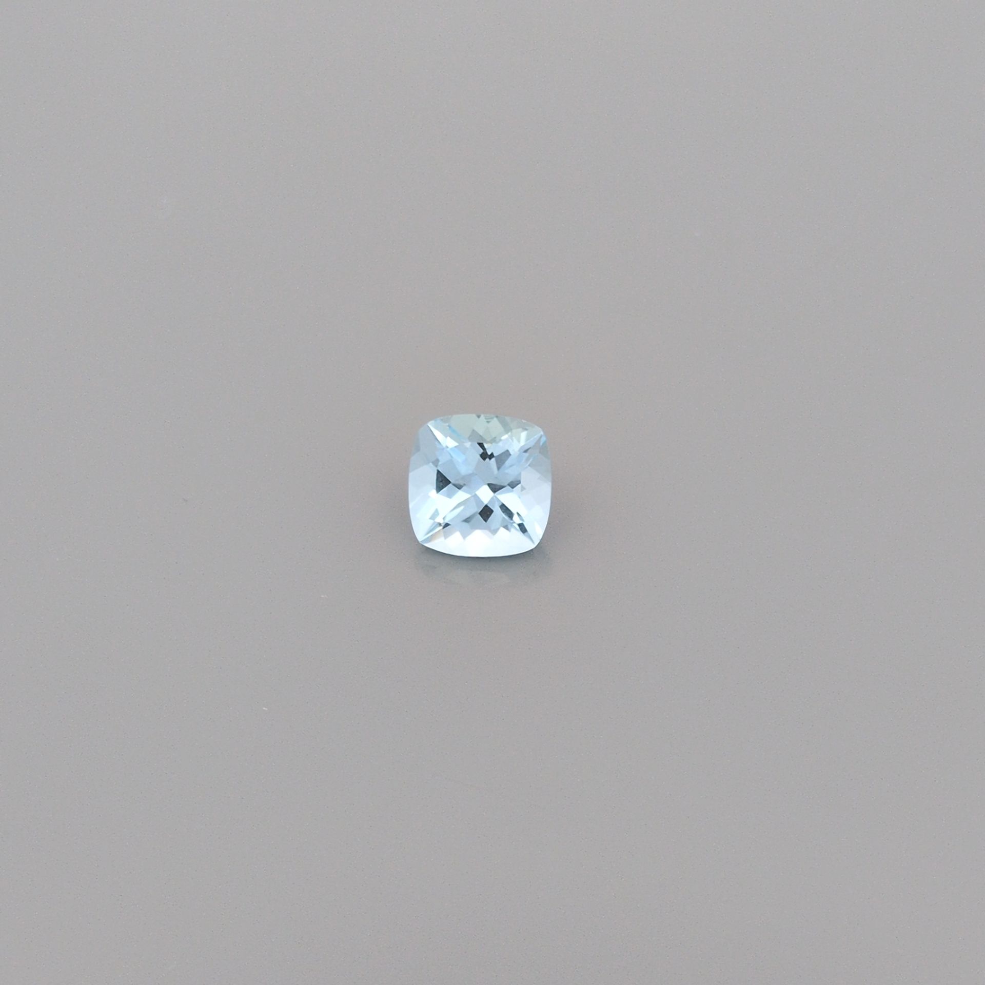 1.59 ct Cushion Blue Natural Aquamarine