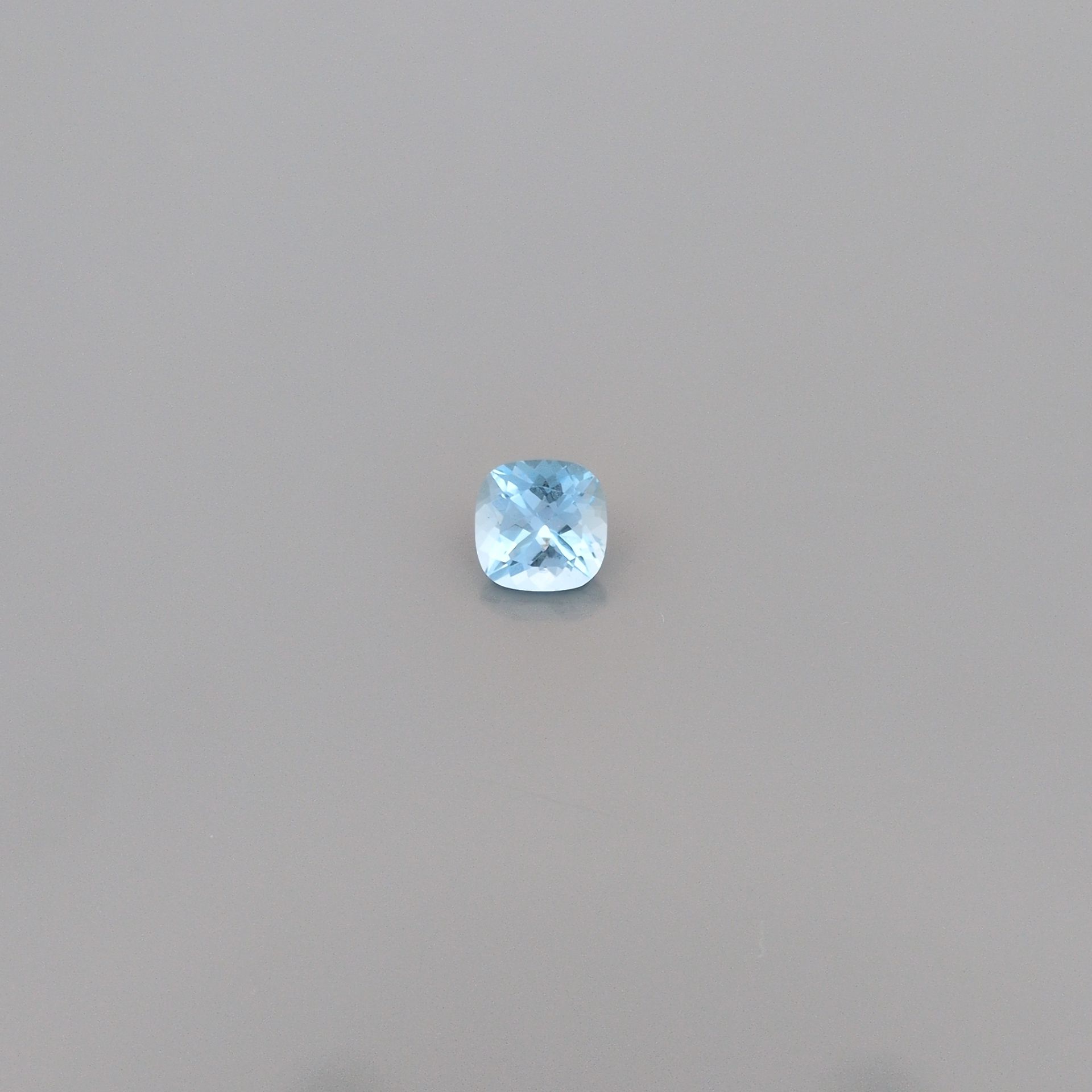 1.60 ct Cushion Blue Natural Aquamarine