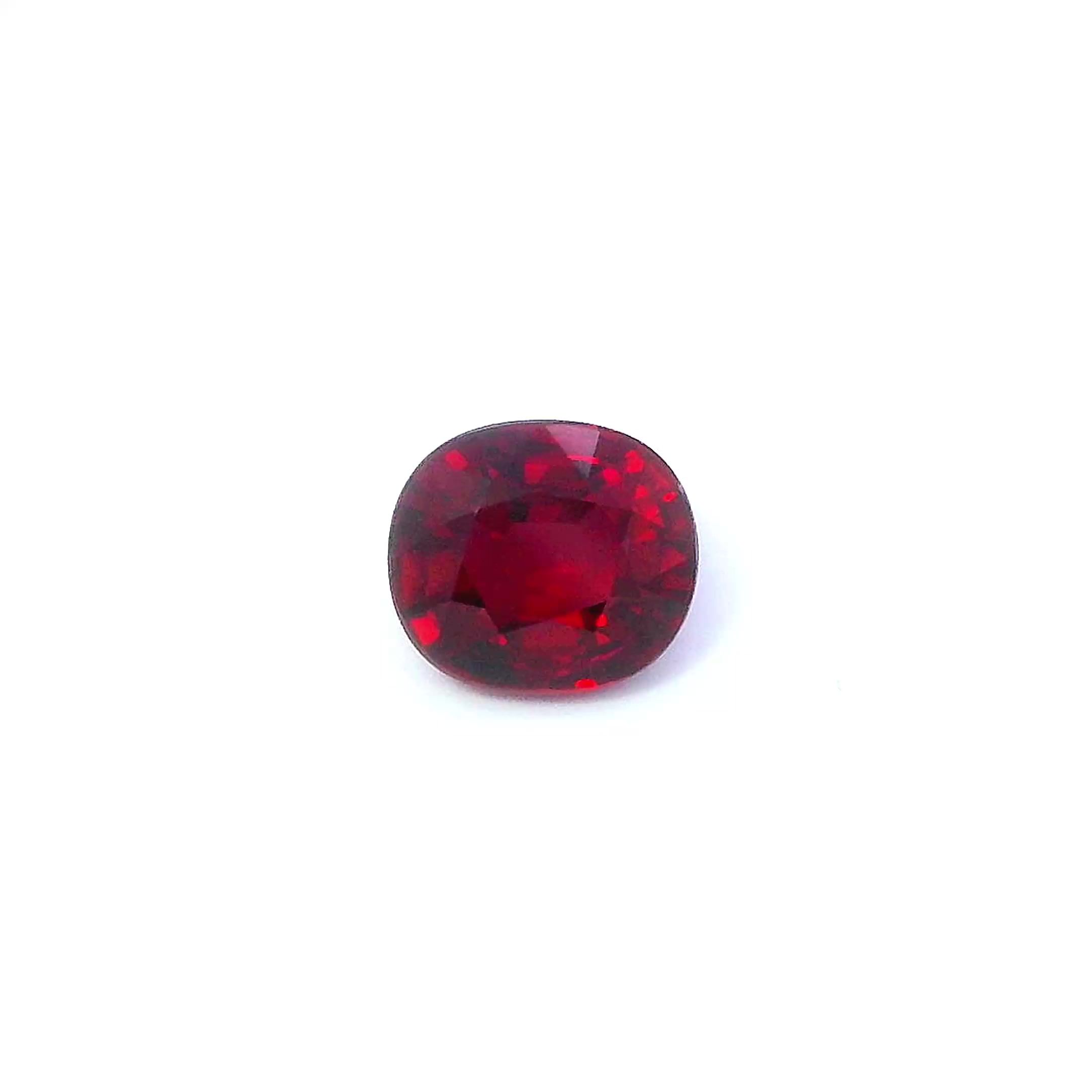 1.08 ct Oval Red Natural Ruby