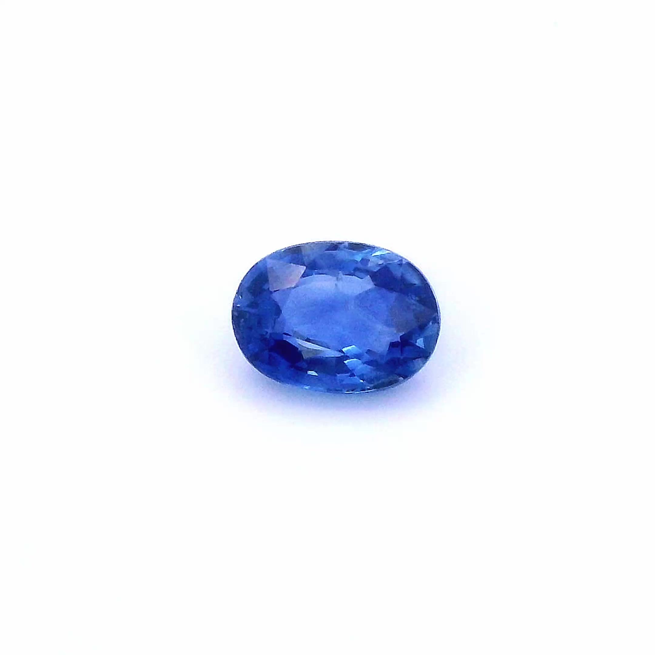 0.92 ct Oval Blue Natural Sapphire