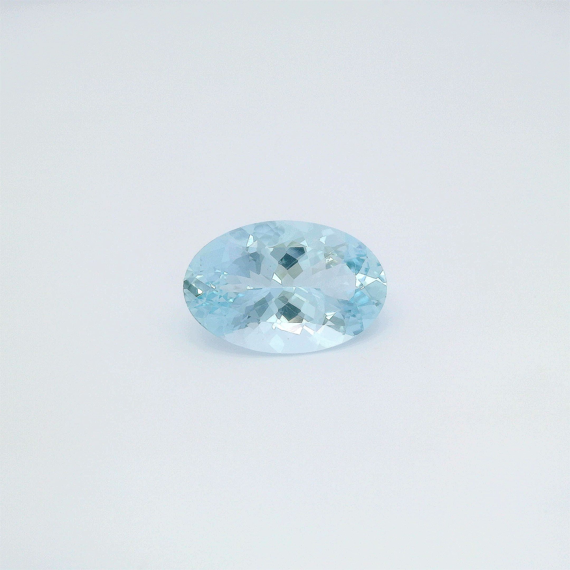 9.20 ct Oval Blue Natural Aquamarine