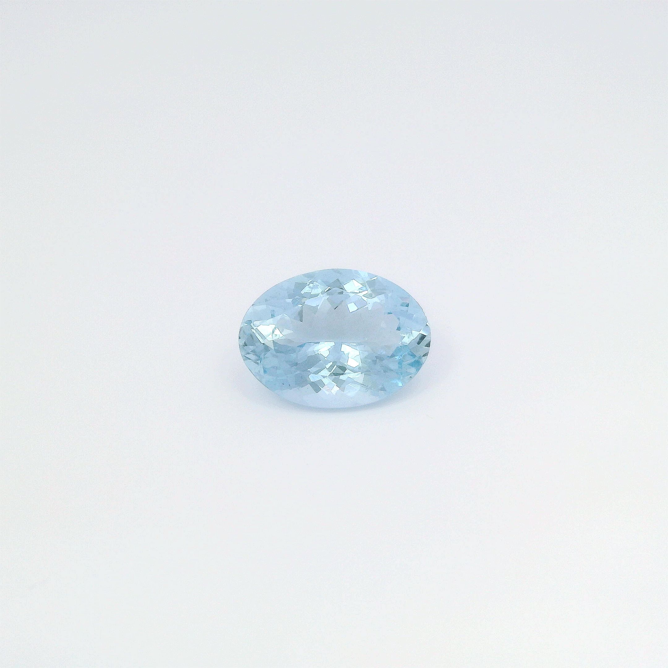 5.87 ct Oval Blue Natural Aquamarine
