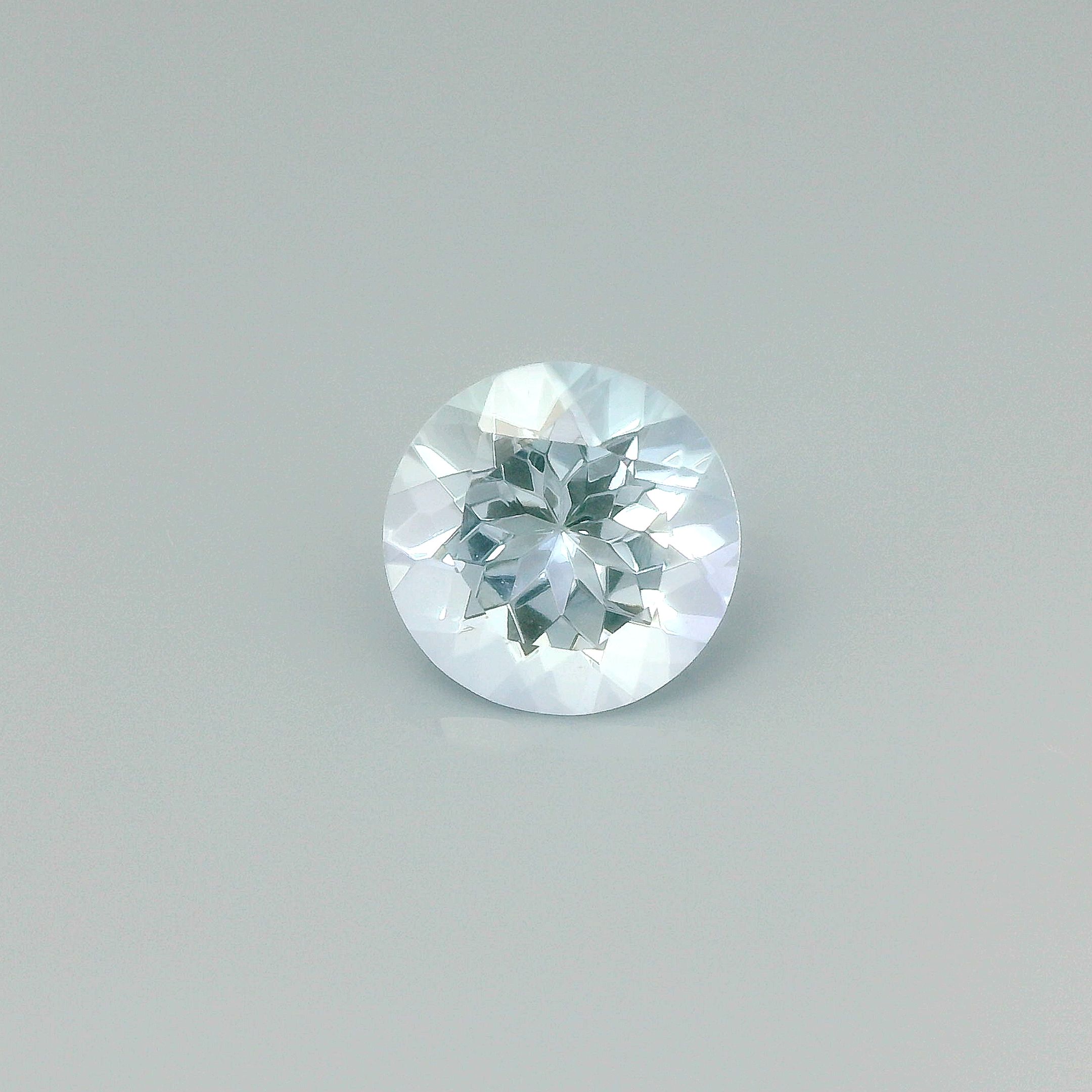 3.10 ct Round Blue Natural Aquamarine