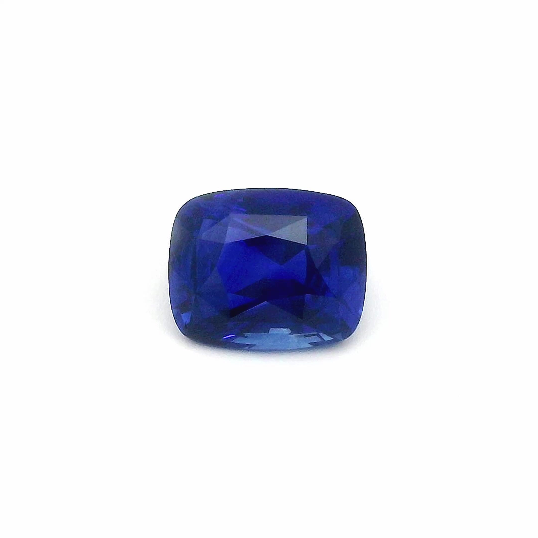 2.55 ct Cushion Blue Natural Sapphire