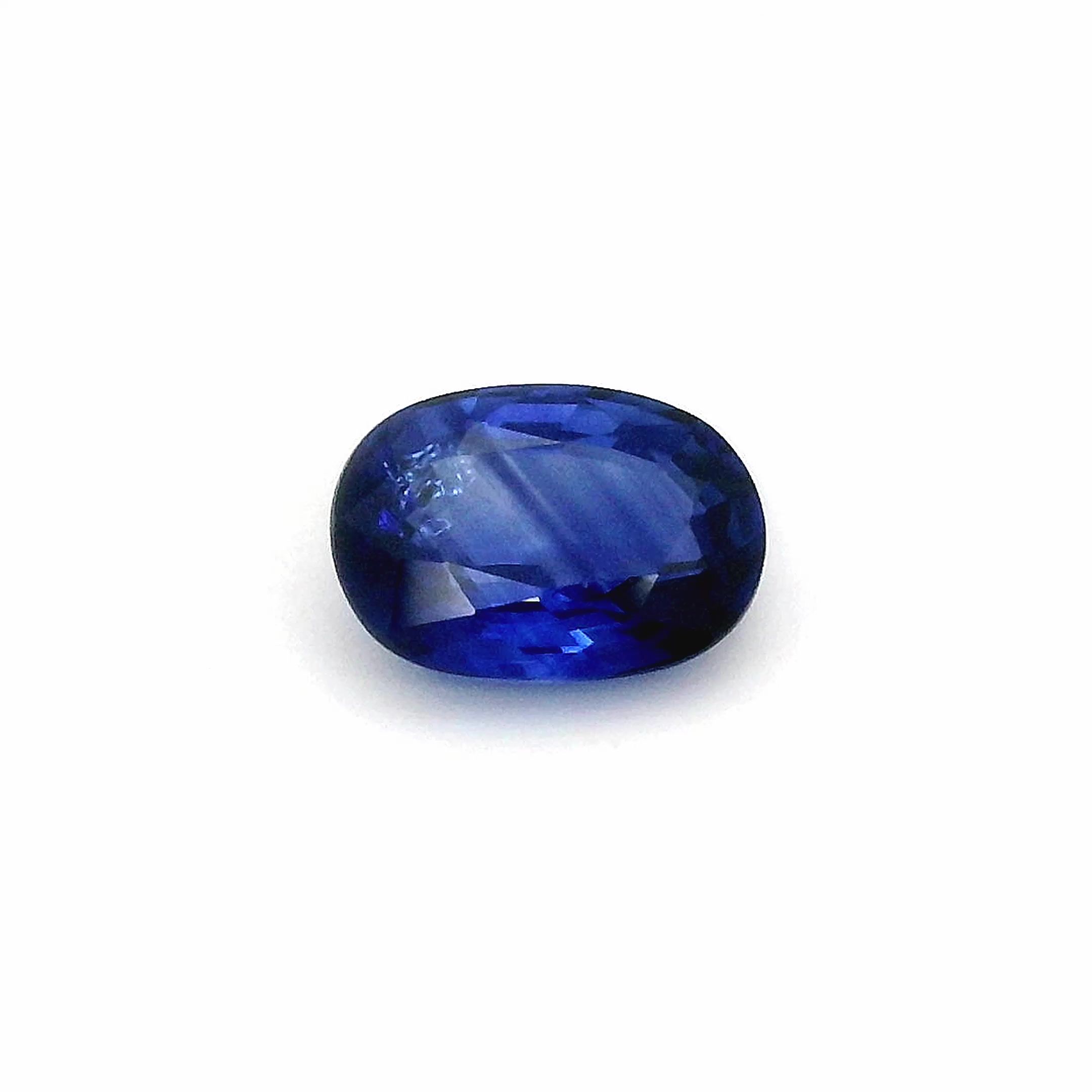 2.18 ct Oval Blue Natural Sapphire