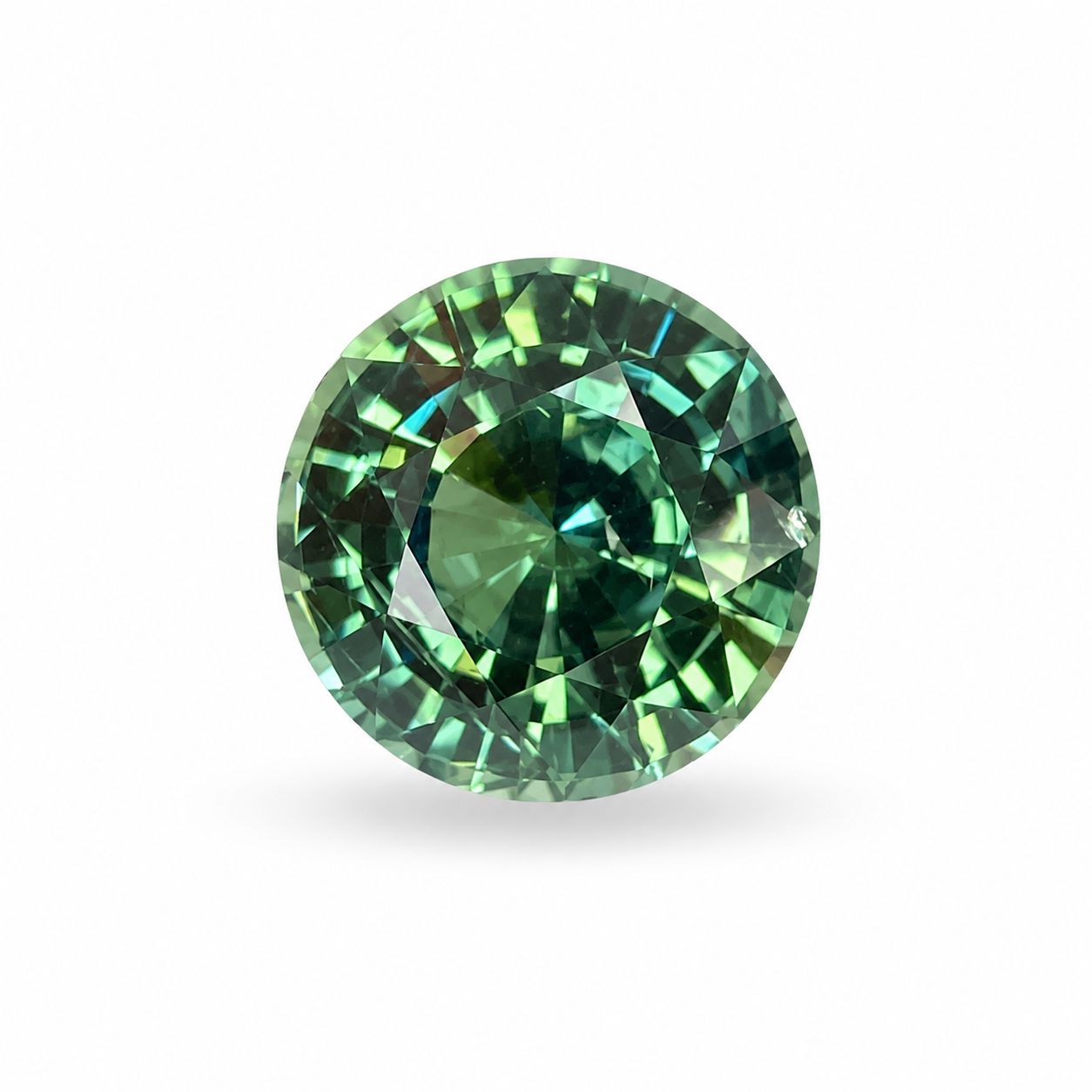 2.69 ct Round Green Natural Sapphire