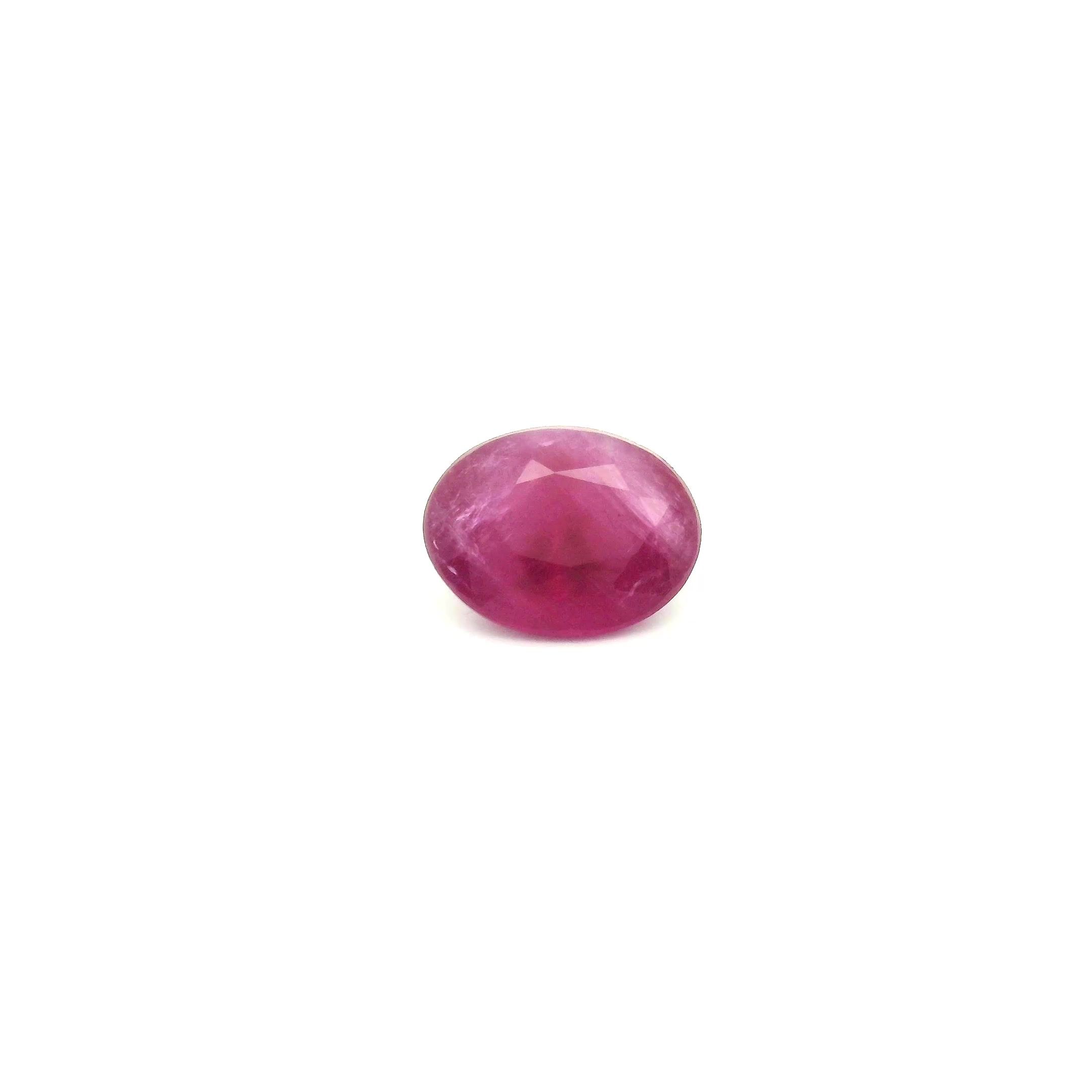 0.88 ct Oval Red Natural Ruby
