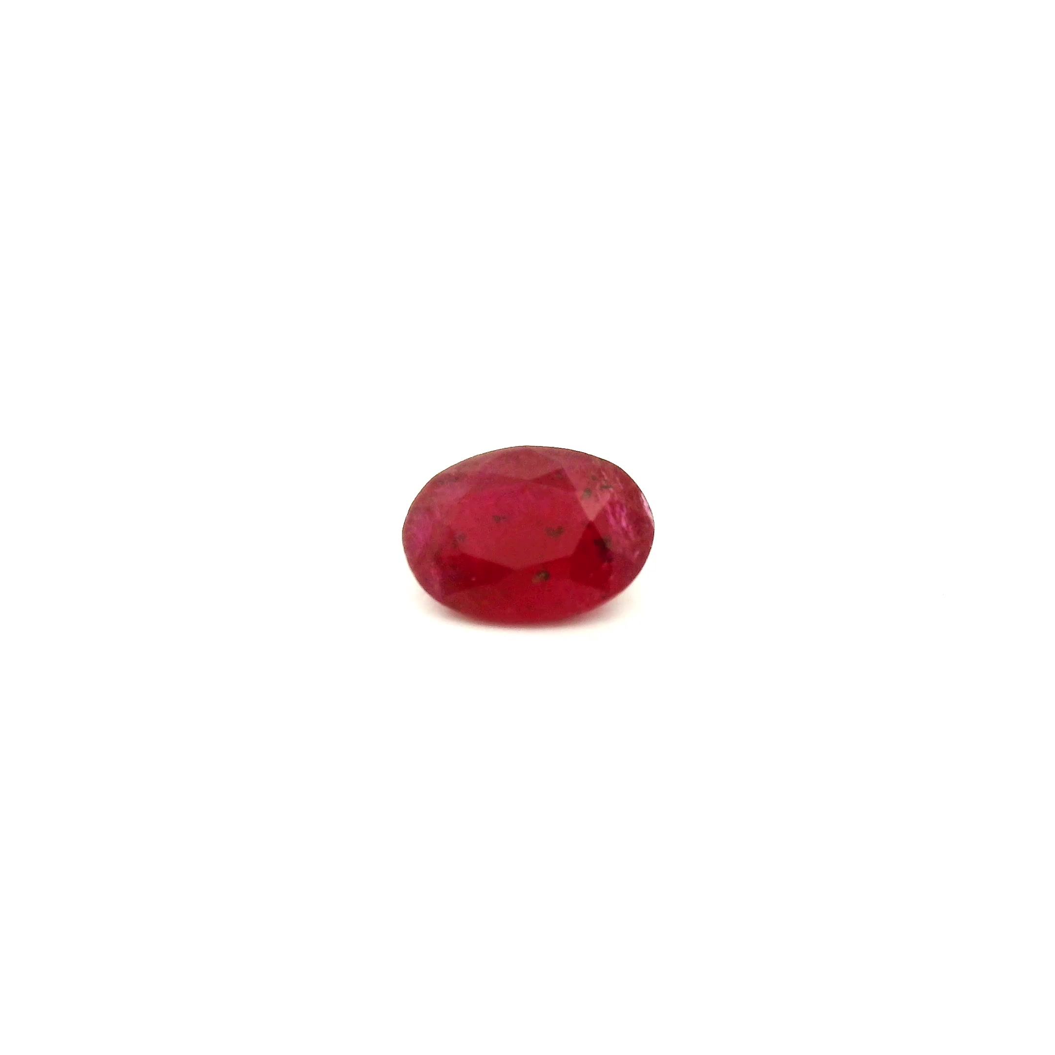 0.99 ct Oval Red Natural Ruby