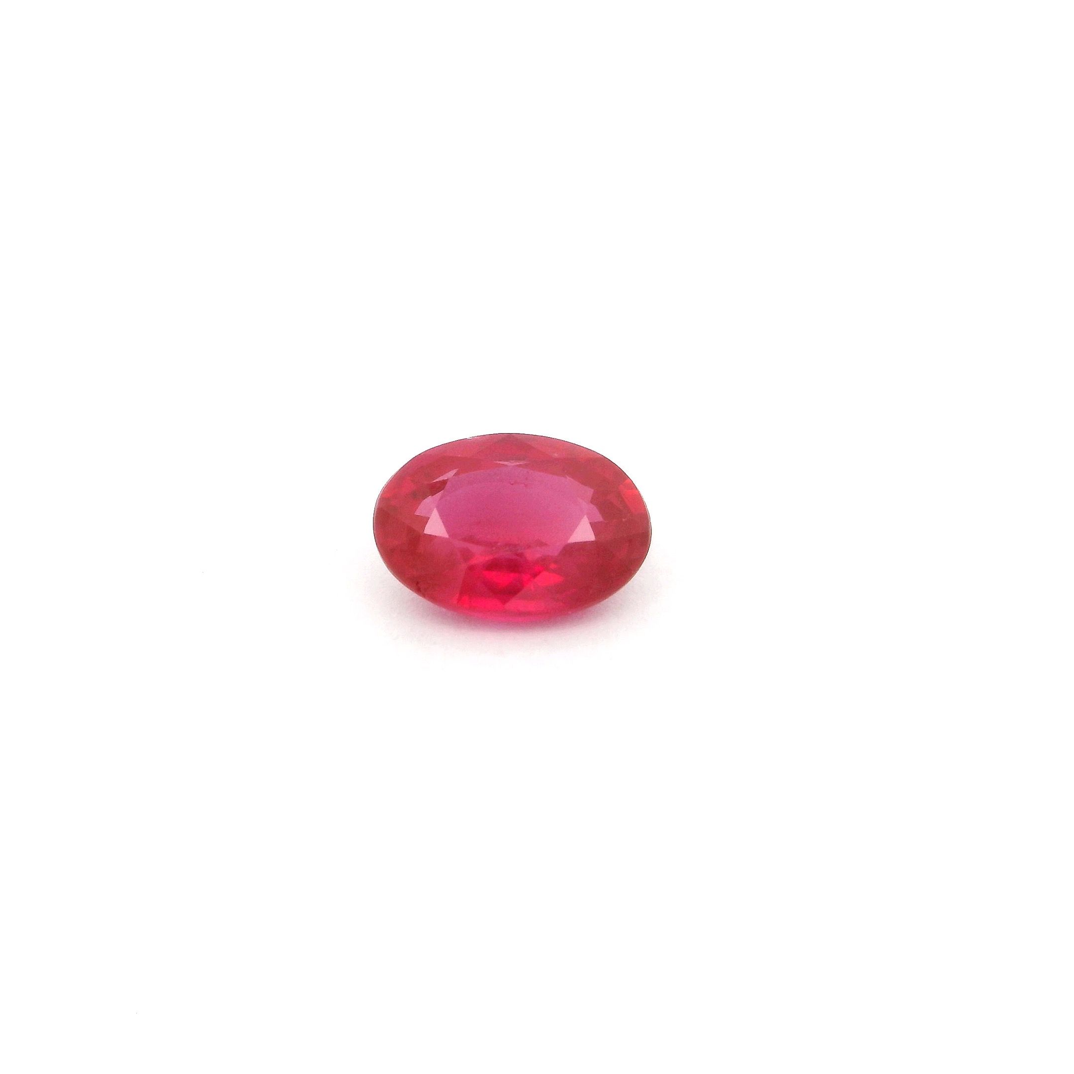 0.93 ct Oval Red Natural Ruby