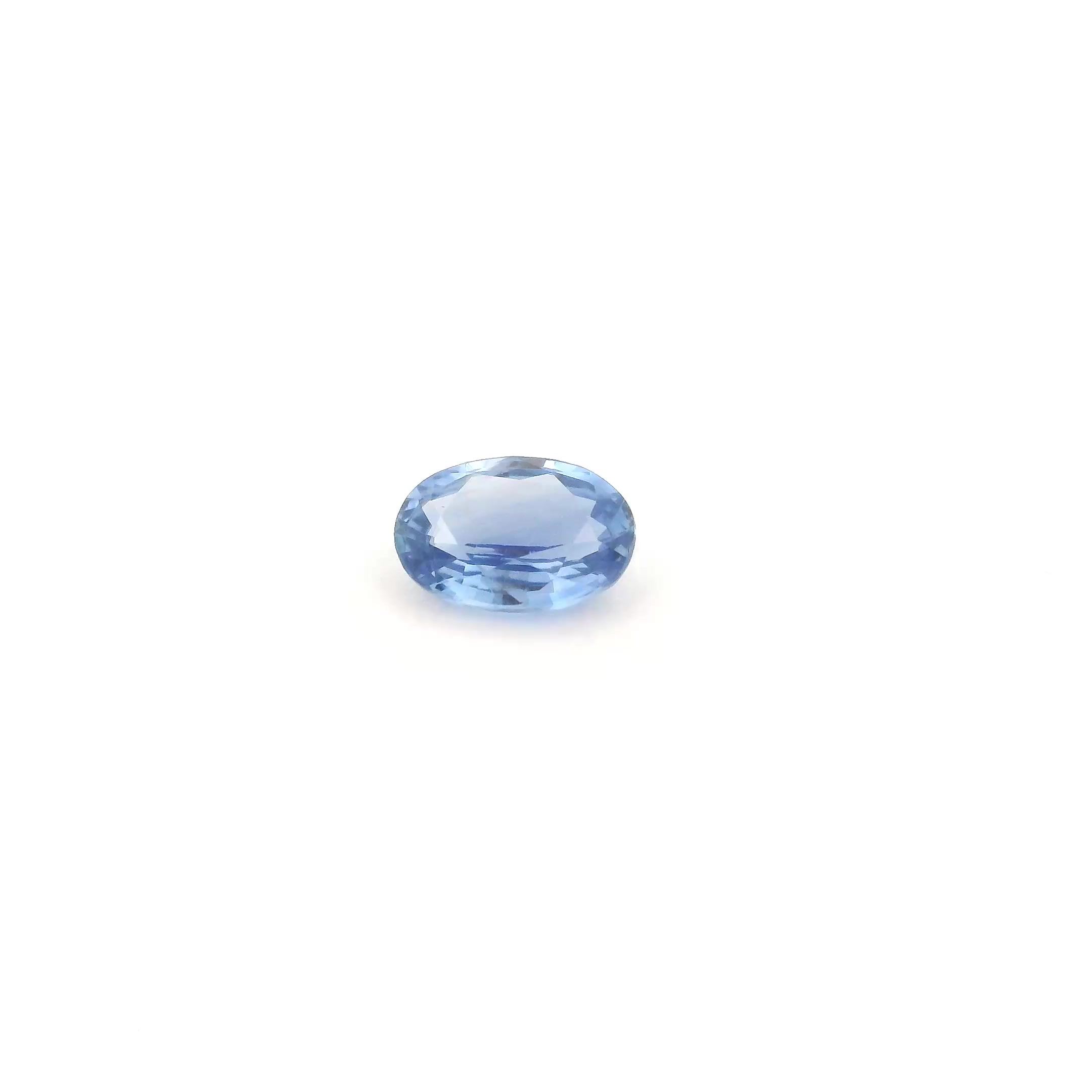 0.61 ct Oval Blue Natural Sapphire