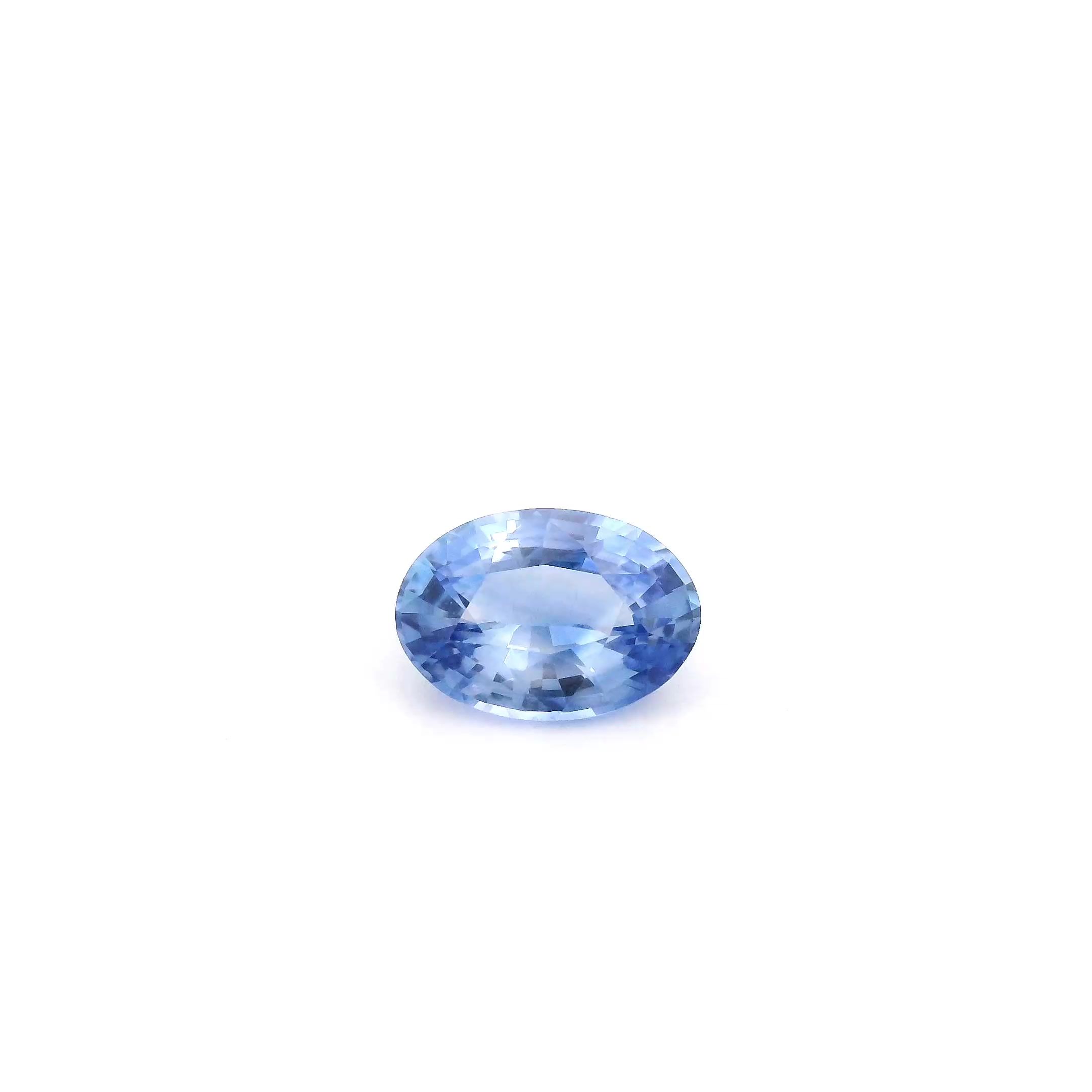 0.79 ct Oval Blue Natural Sapphire