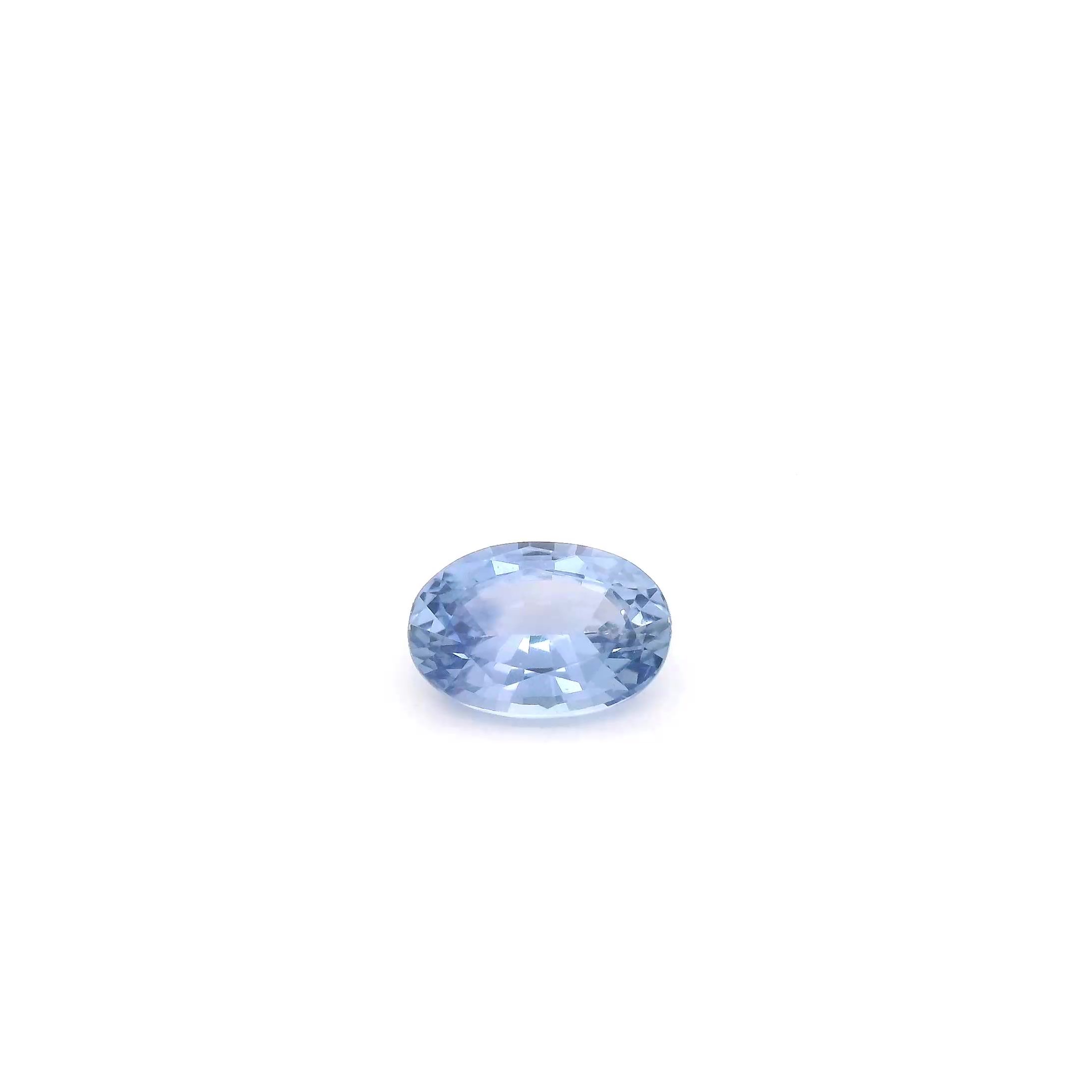 0.68 ct Oval Blue Natural Sapphire