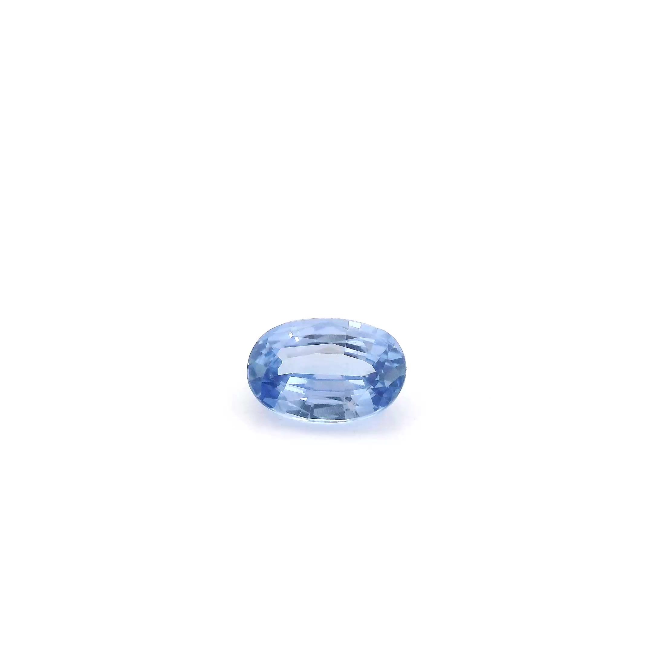 0.67 ct Oval Blue Natural Sapphire