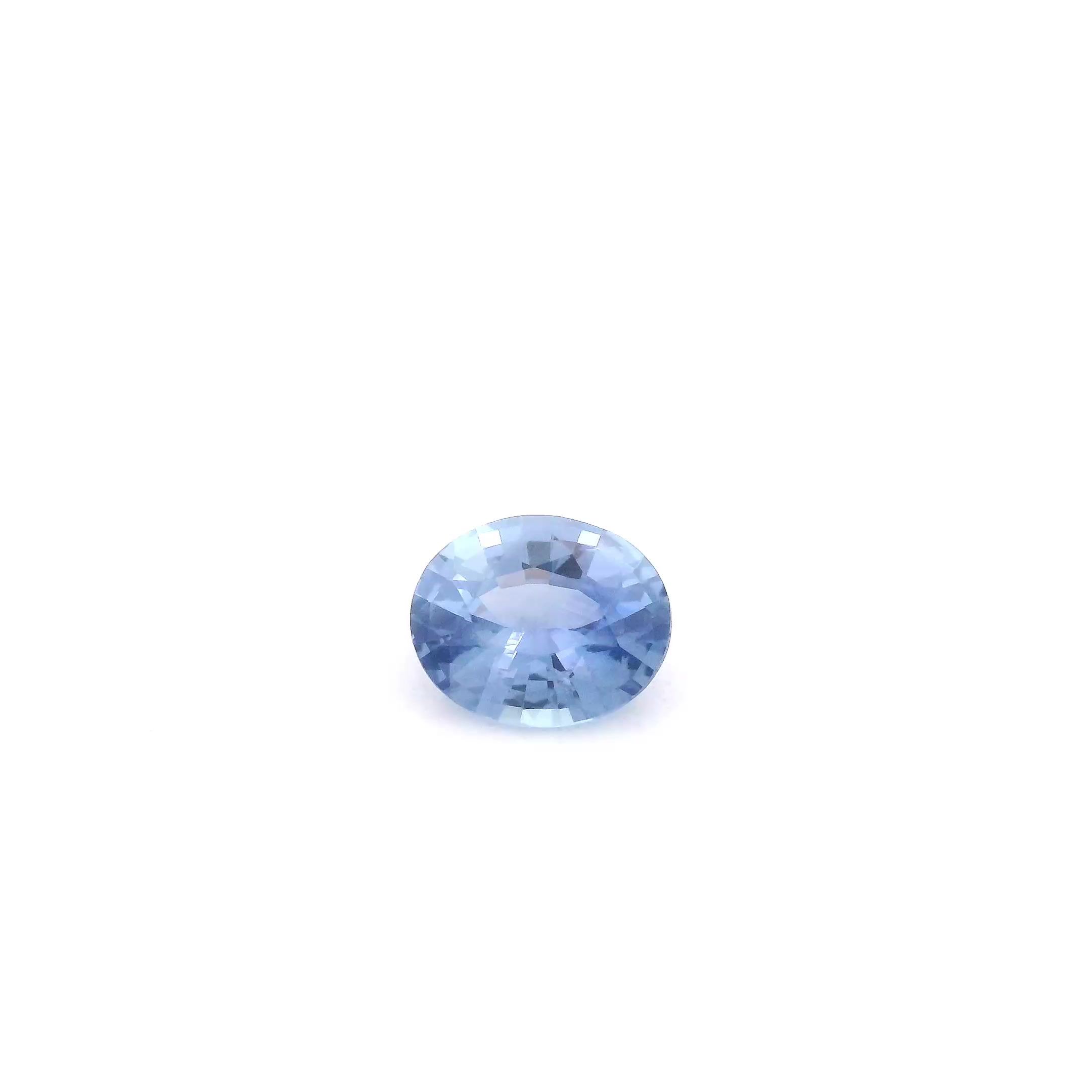 0.67 ct Oval Blue Natural Sapphire
