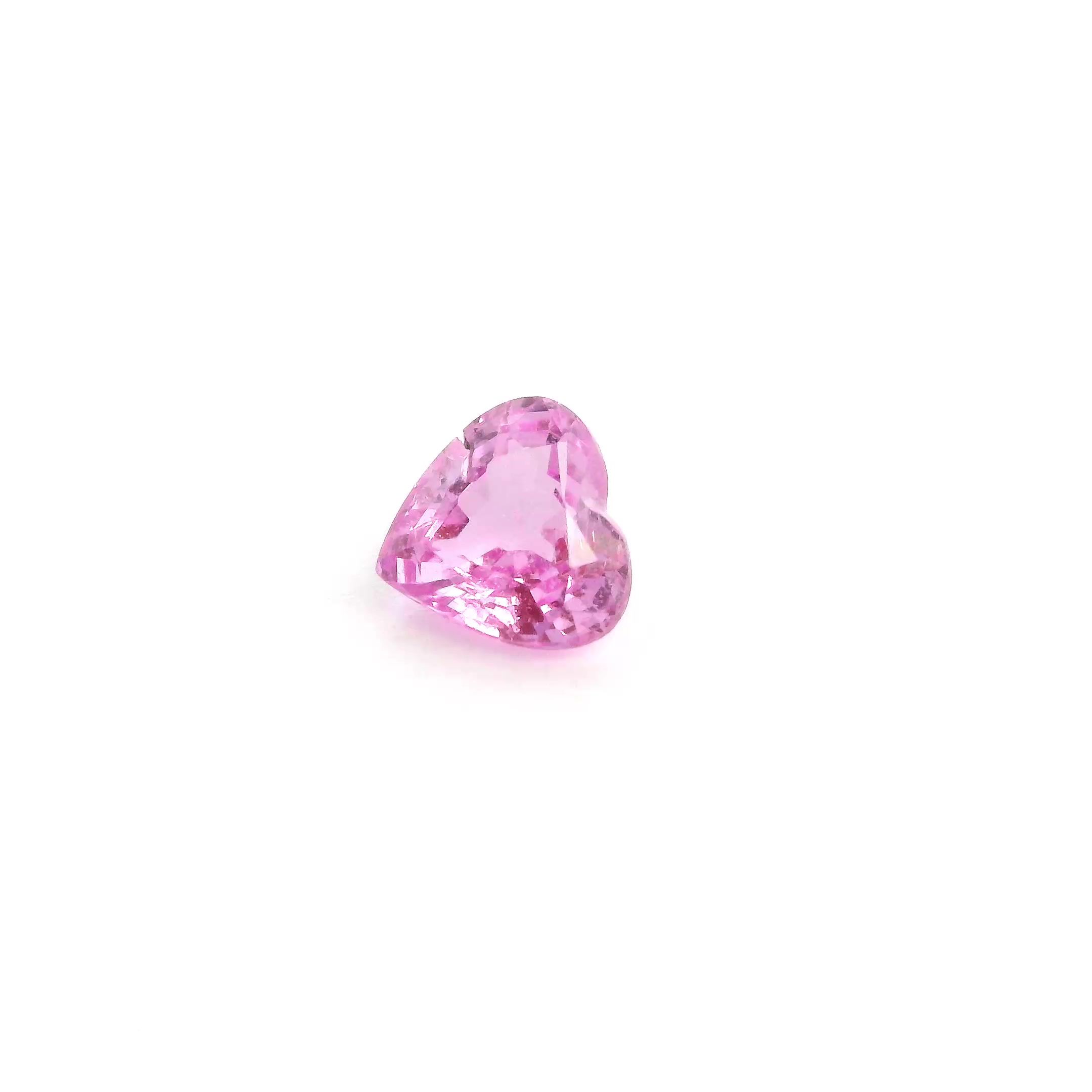 1.05 ct Heart Pink Natural Sapphire