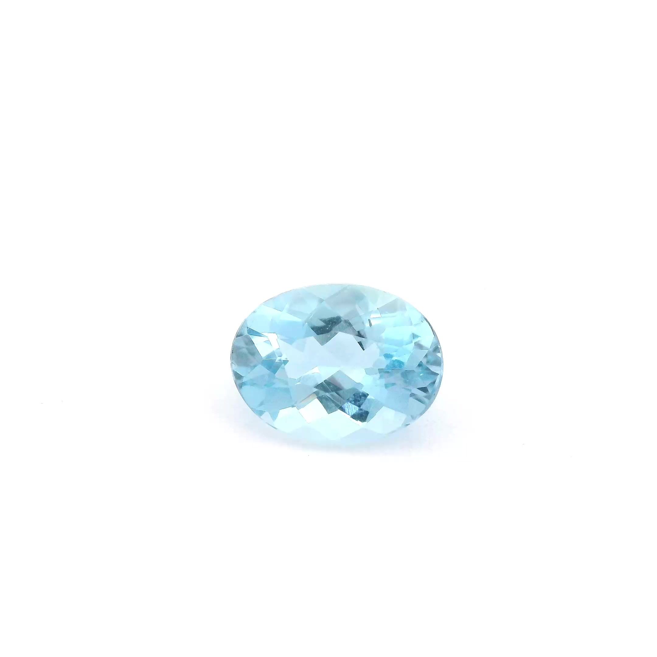 1.11 ct Oval Blue Natural Aquamarine