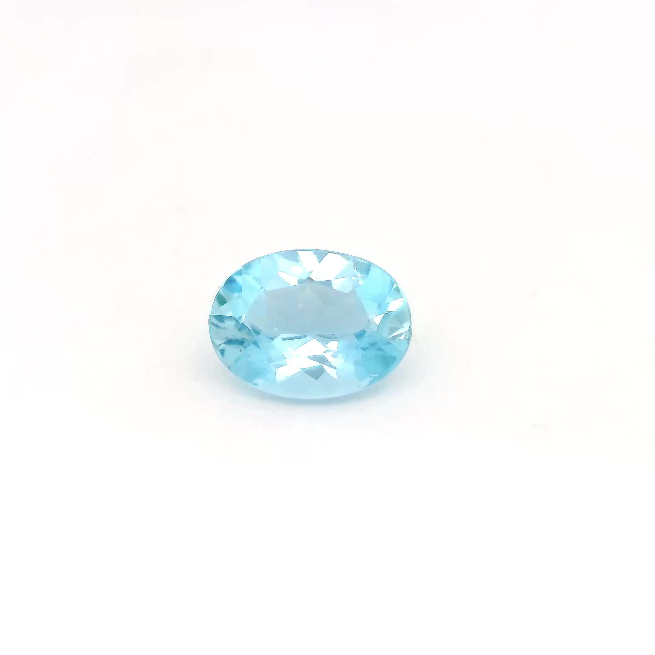 1.05 ct Oval Blue Natural Aquamarine