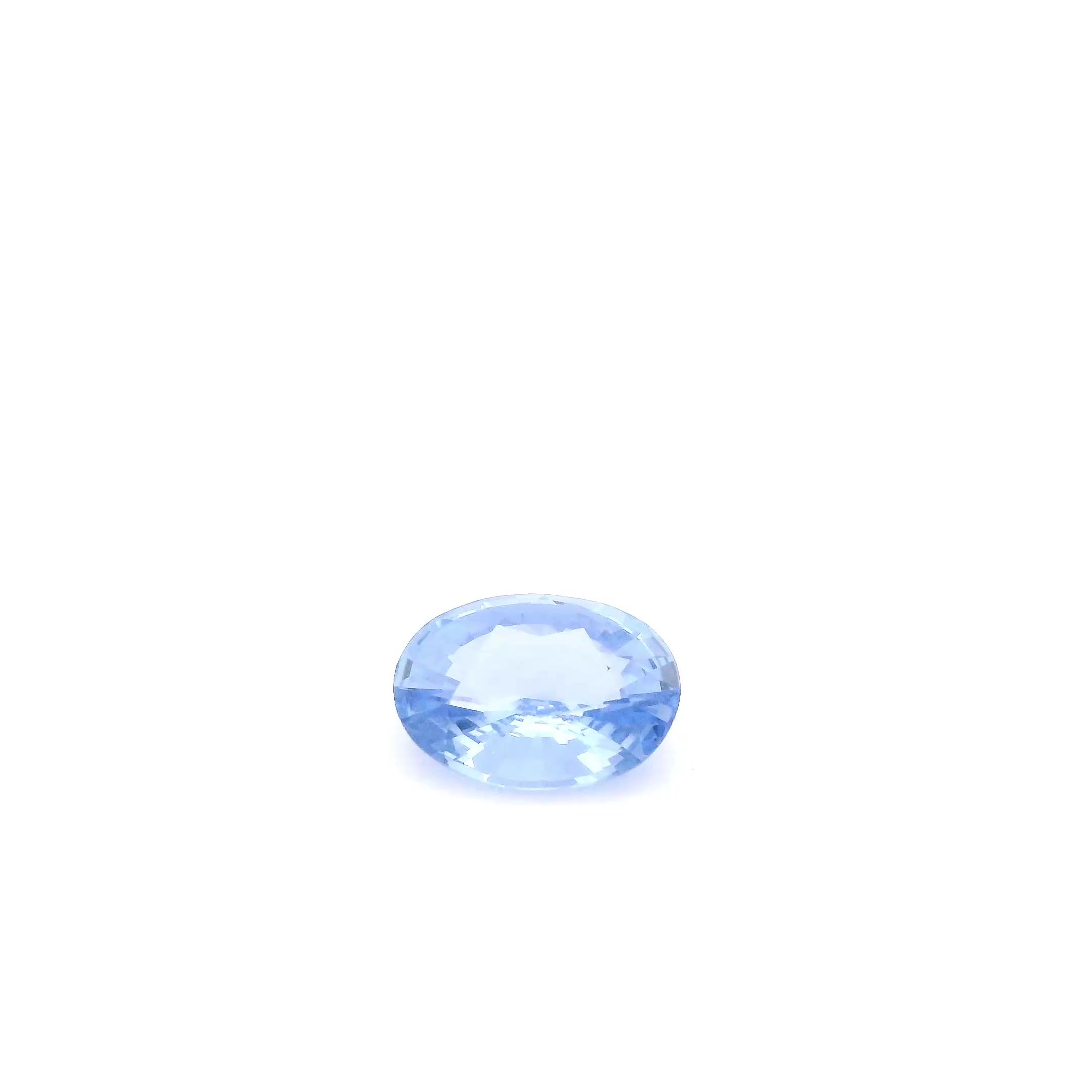 0.74 ct Oval Blue Natural Sapphire