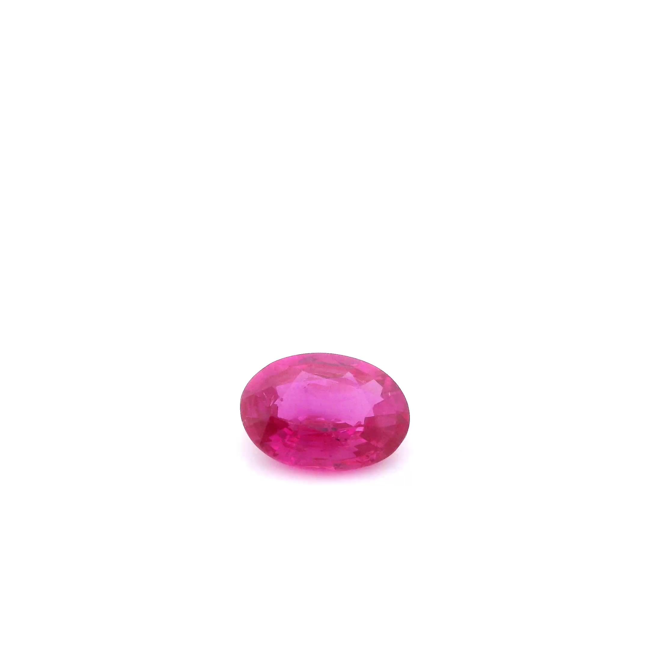 0.79 ct Oval Red Natural Ruby