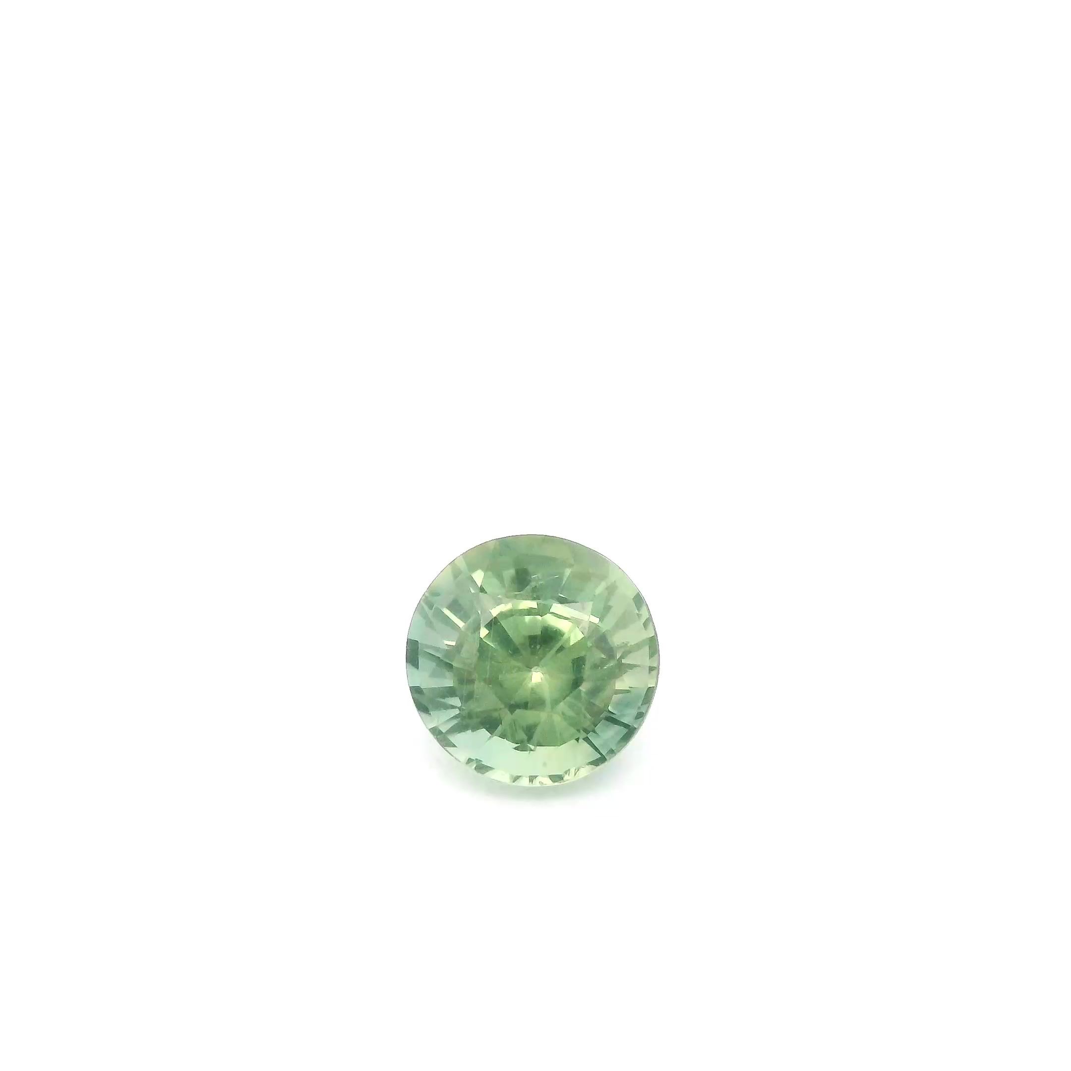 1.21 ct Round Green Natural Sapphire