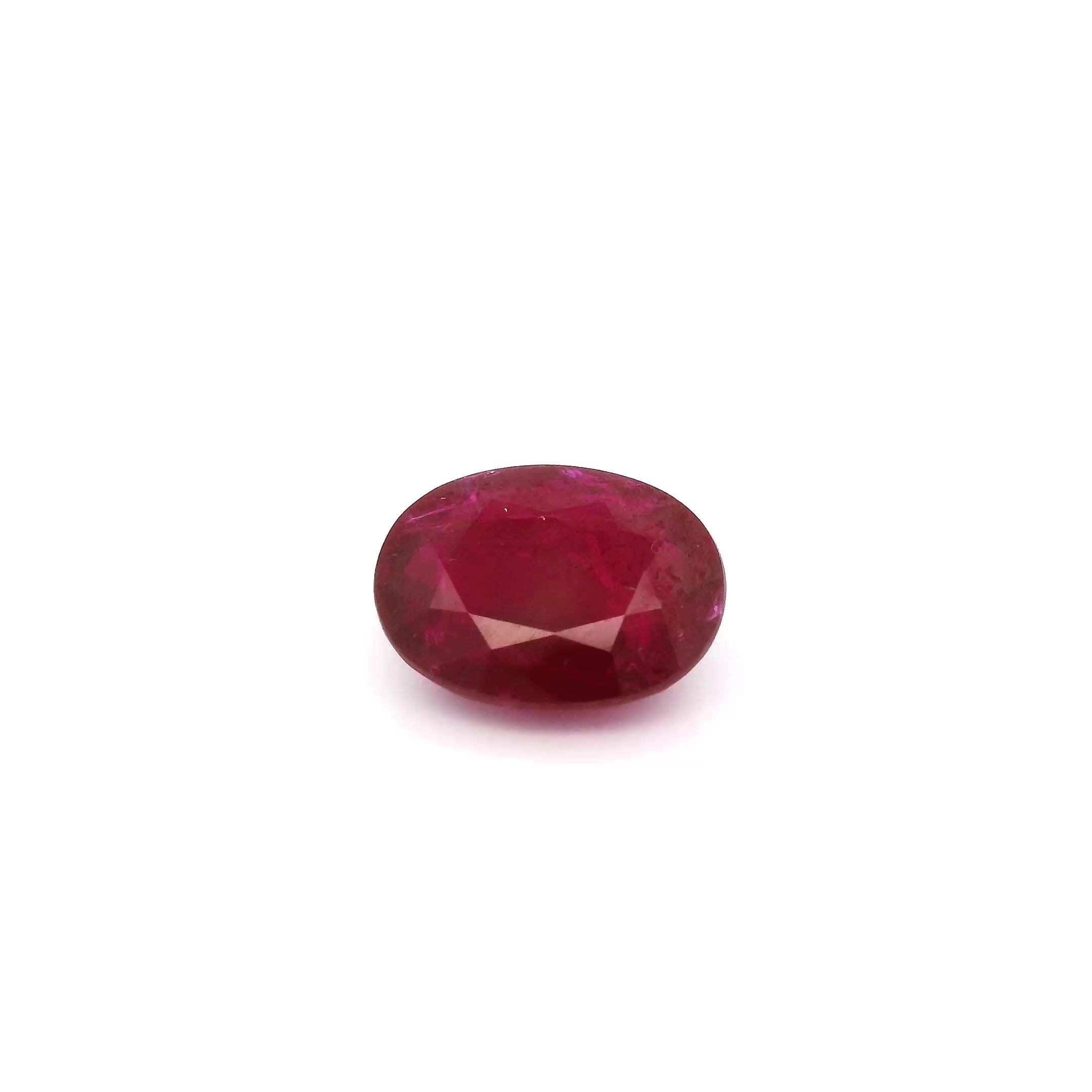 1.59 ct Oval Red Natural Ruby