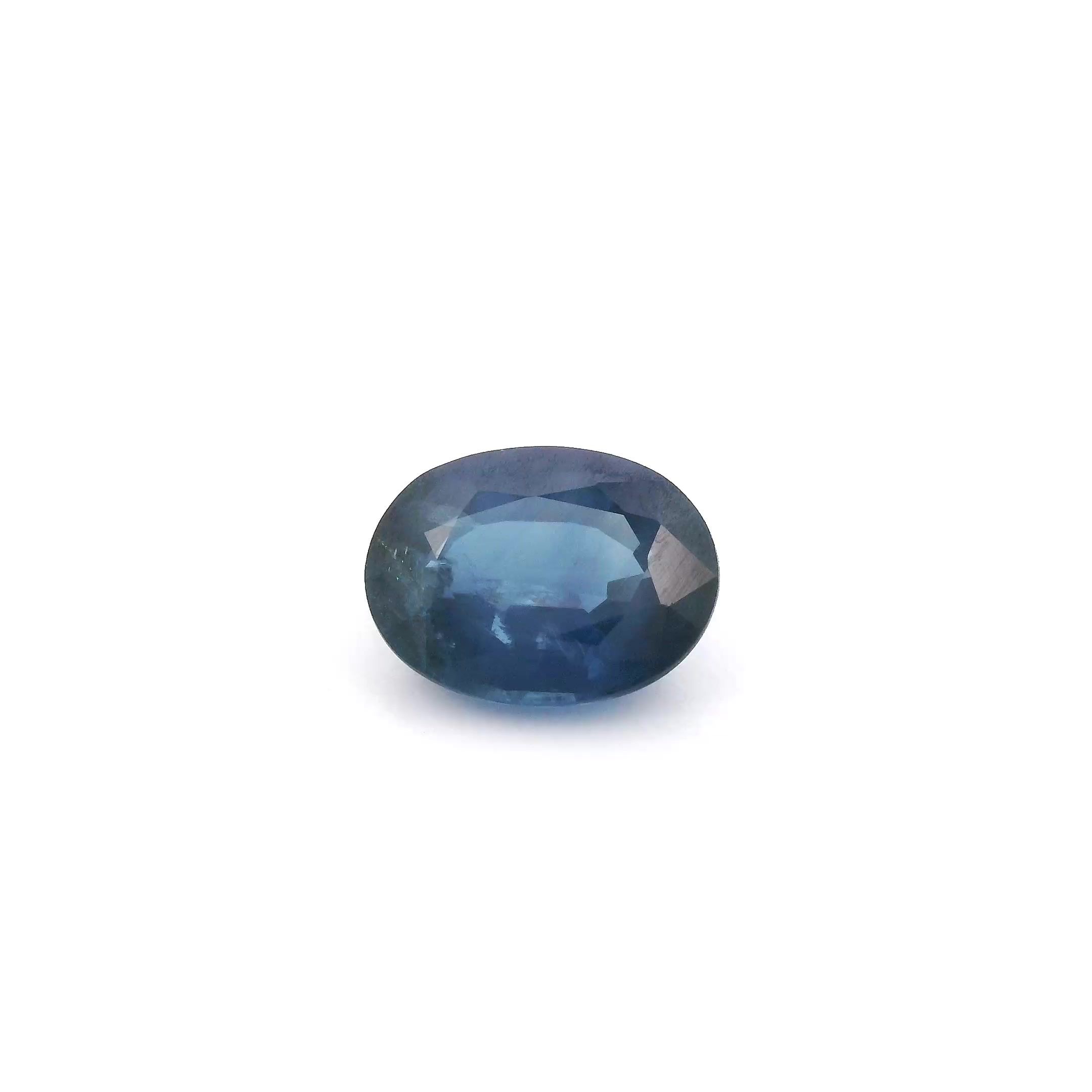1.69 ct Oval Blue Natural Sapphire