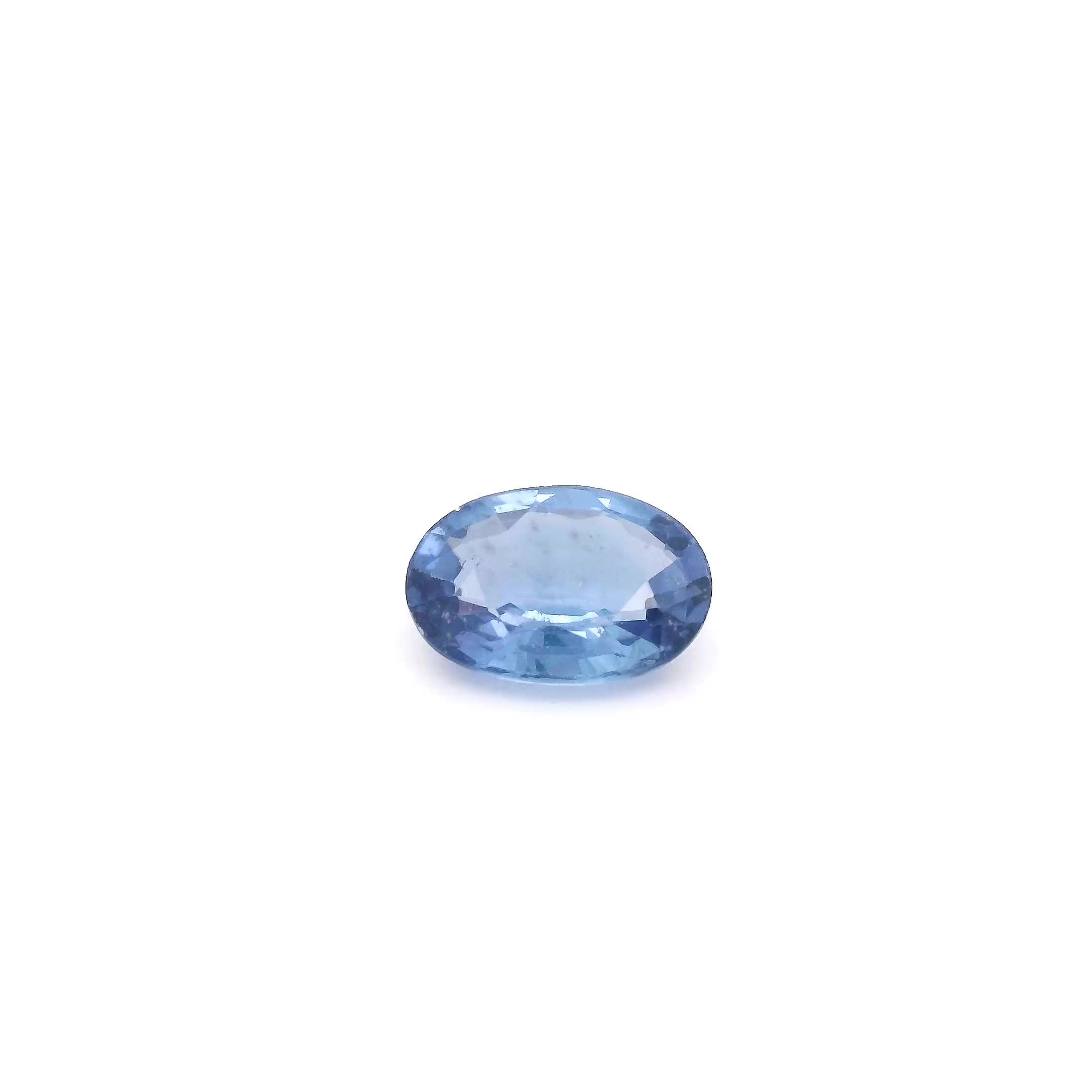0.88 ct Oval Blue Natural Sapphire
