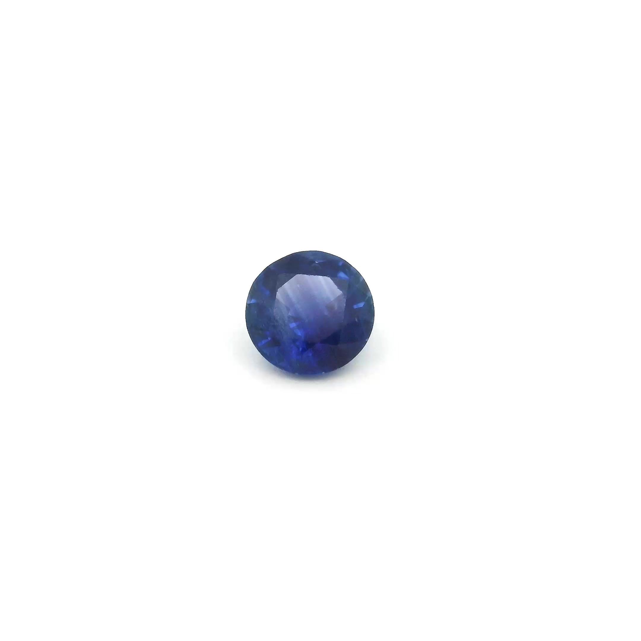 0.62 ct Round Blue Natural Sapphire
