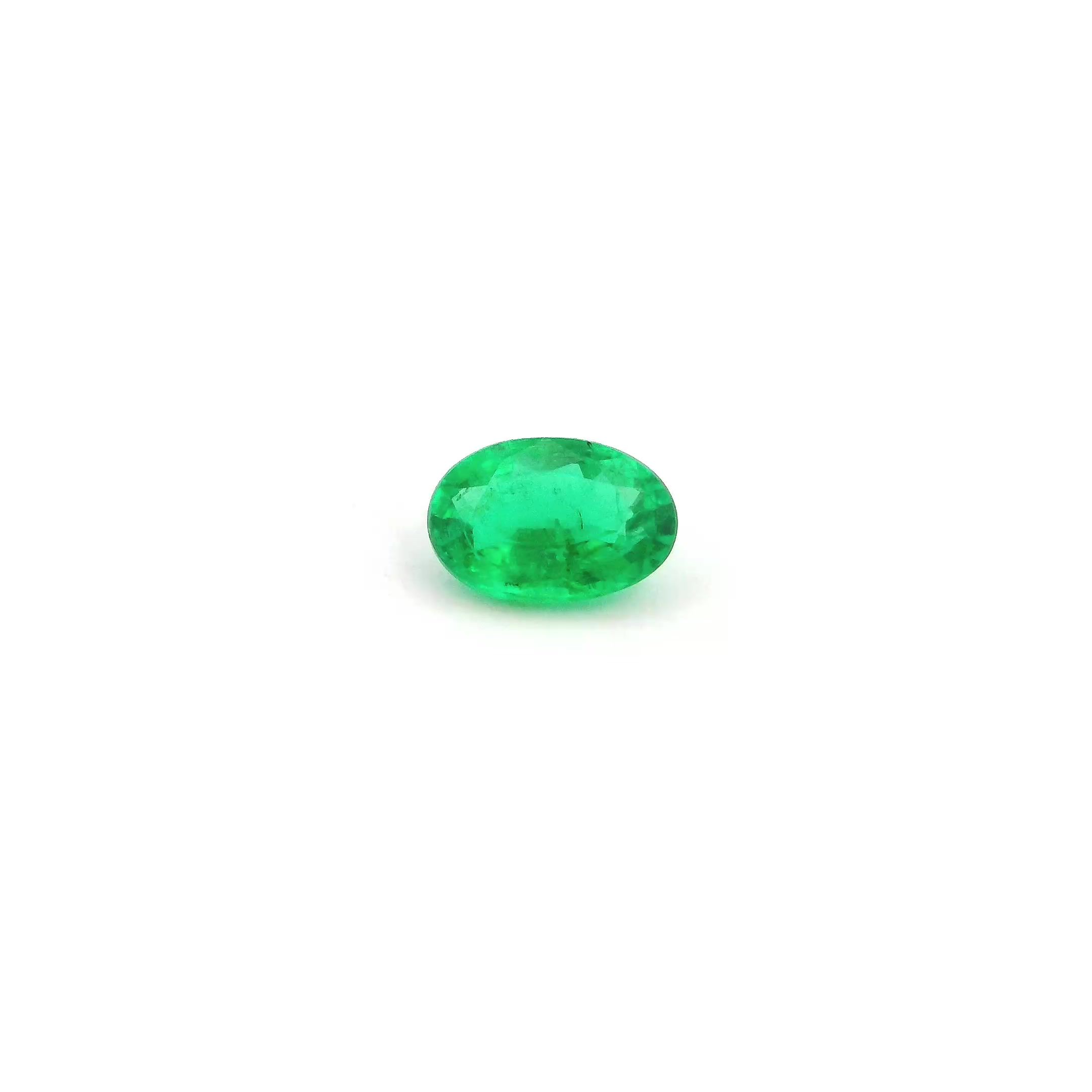 0.41 ct Oval Green Natural Emerald