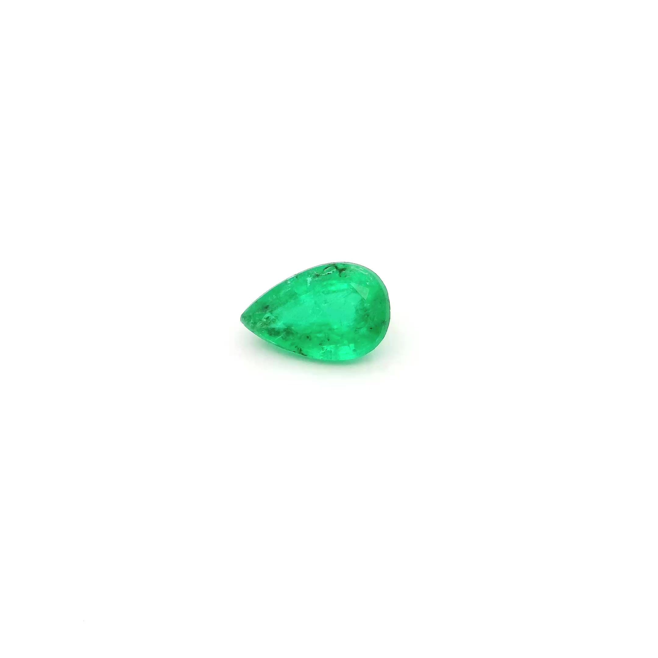 0.37 ct Pear Green Natural Emerald