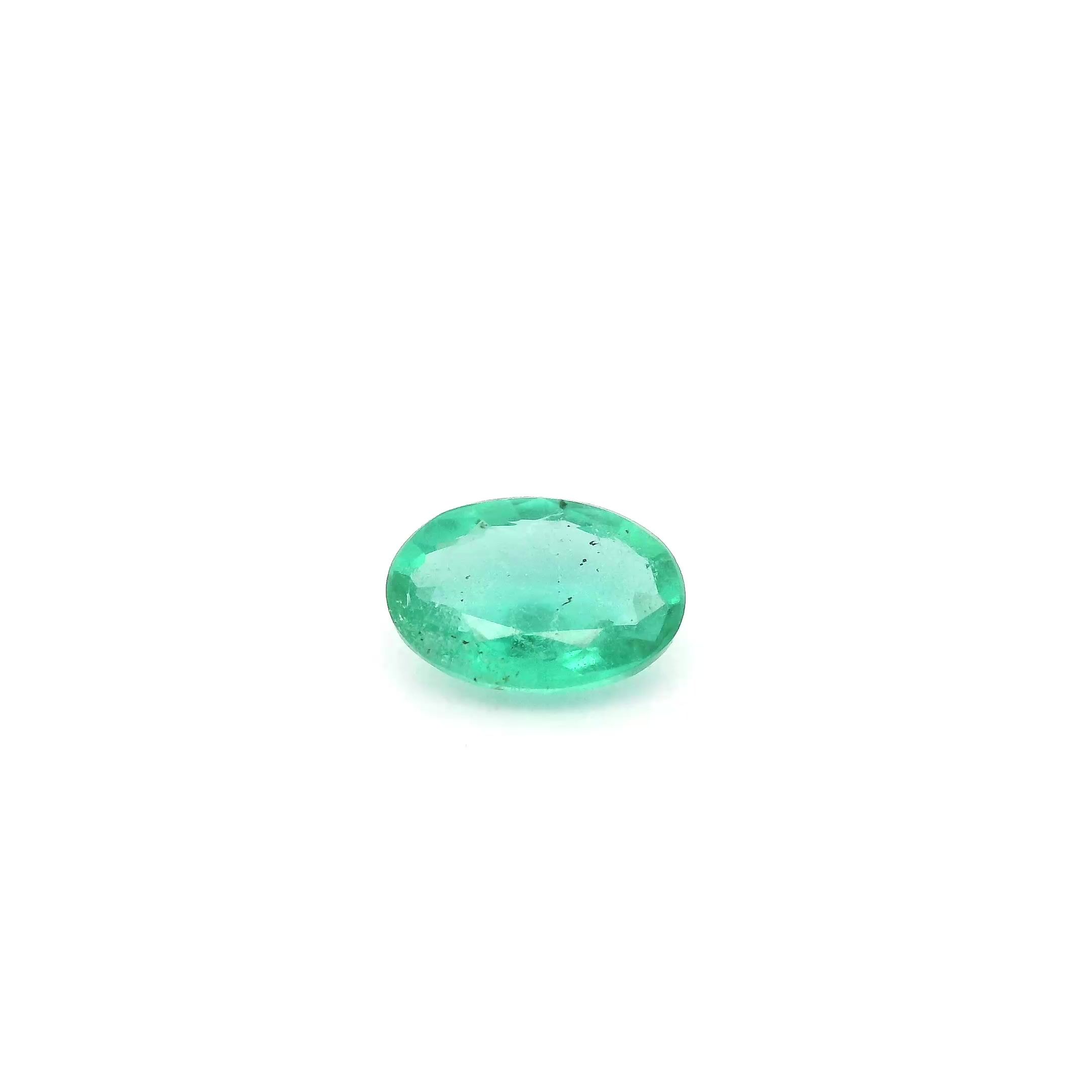 0.64 ct Oval Green Natural Emerald