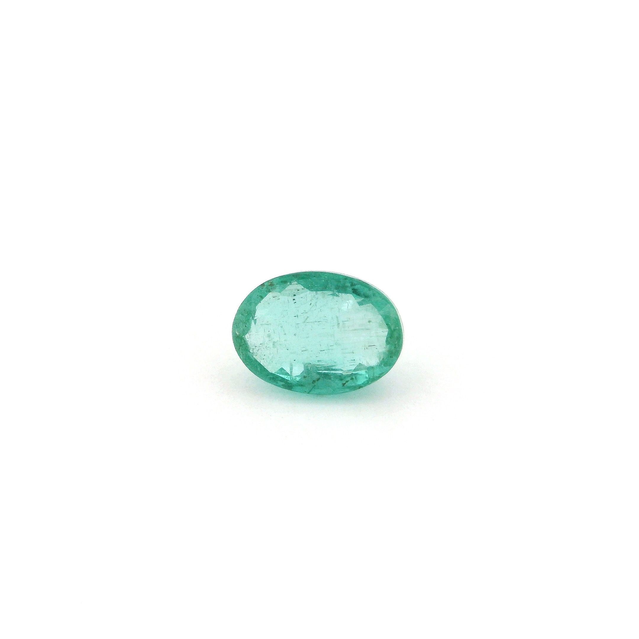 0.68 ct Oval Green Natural Emerald